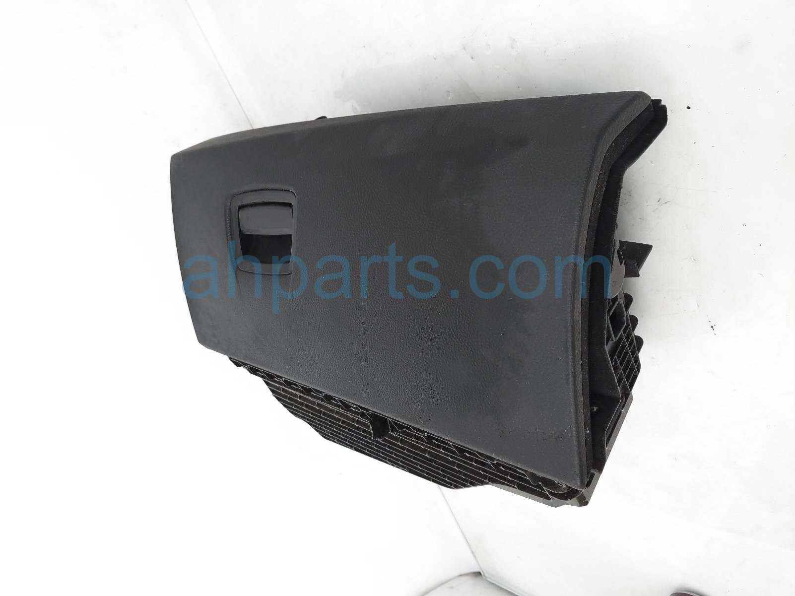 $50 BMW GLOVE COMPARTMENT BOX - BLACK $50 BMW GLOVE COMPARTMENT BOX - BLACK