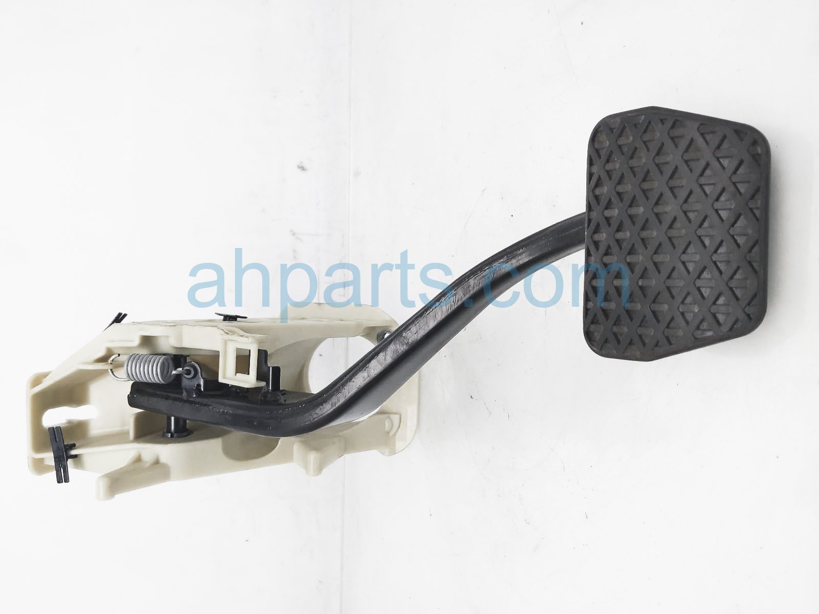 $19 BMW BRAKE PEDAL ASSEMBLY