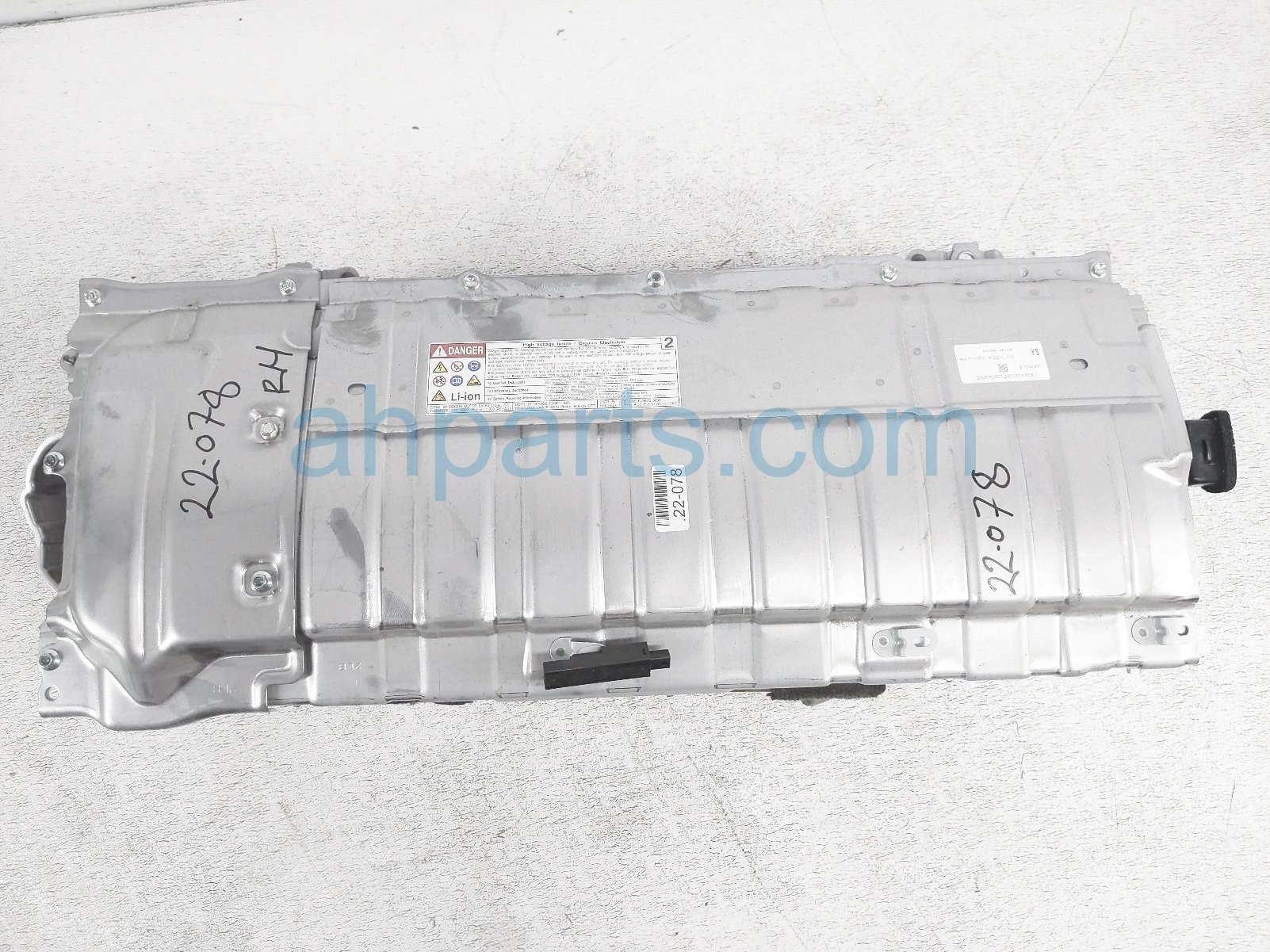 $1745 Toyota HYBRID BATTERY - 15K MI $1745 Toyota HYBRID BATTERY - 15K MI