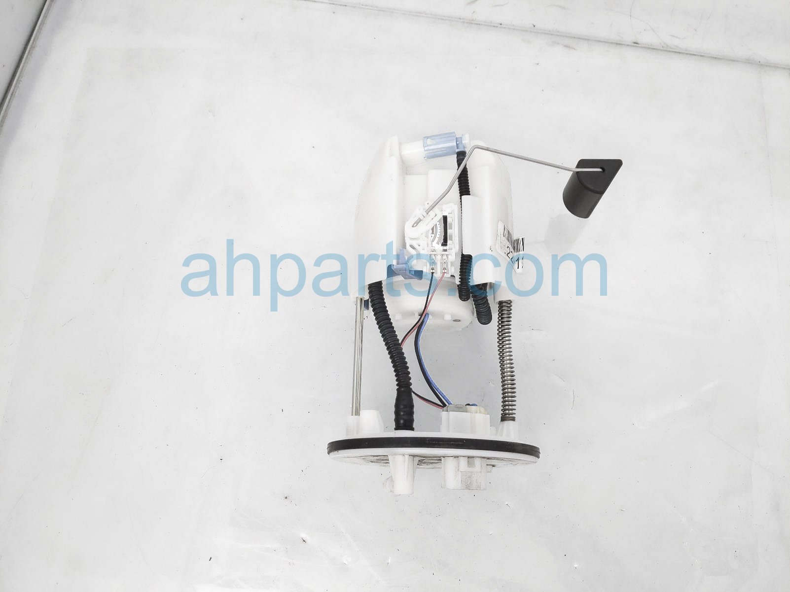 $75 Mazda GAS / FUEL PUMP