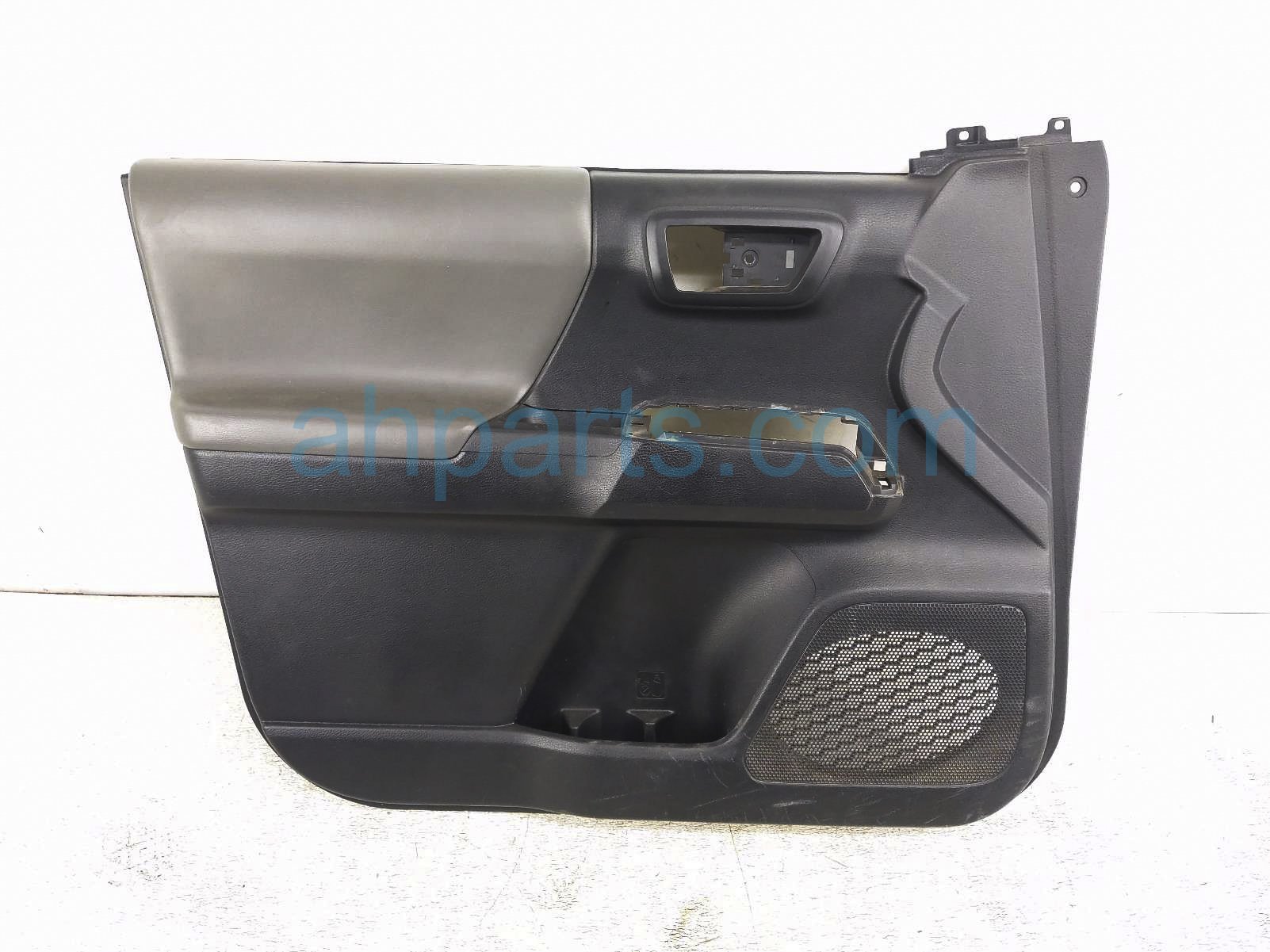 $200 Toyota FR/LH INTERIOR DOOR PANEL - GREY* $200 Toyota FR/LH INTERIOR DOOR PANEL - GREY*