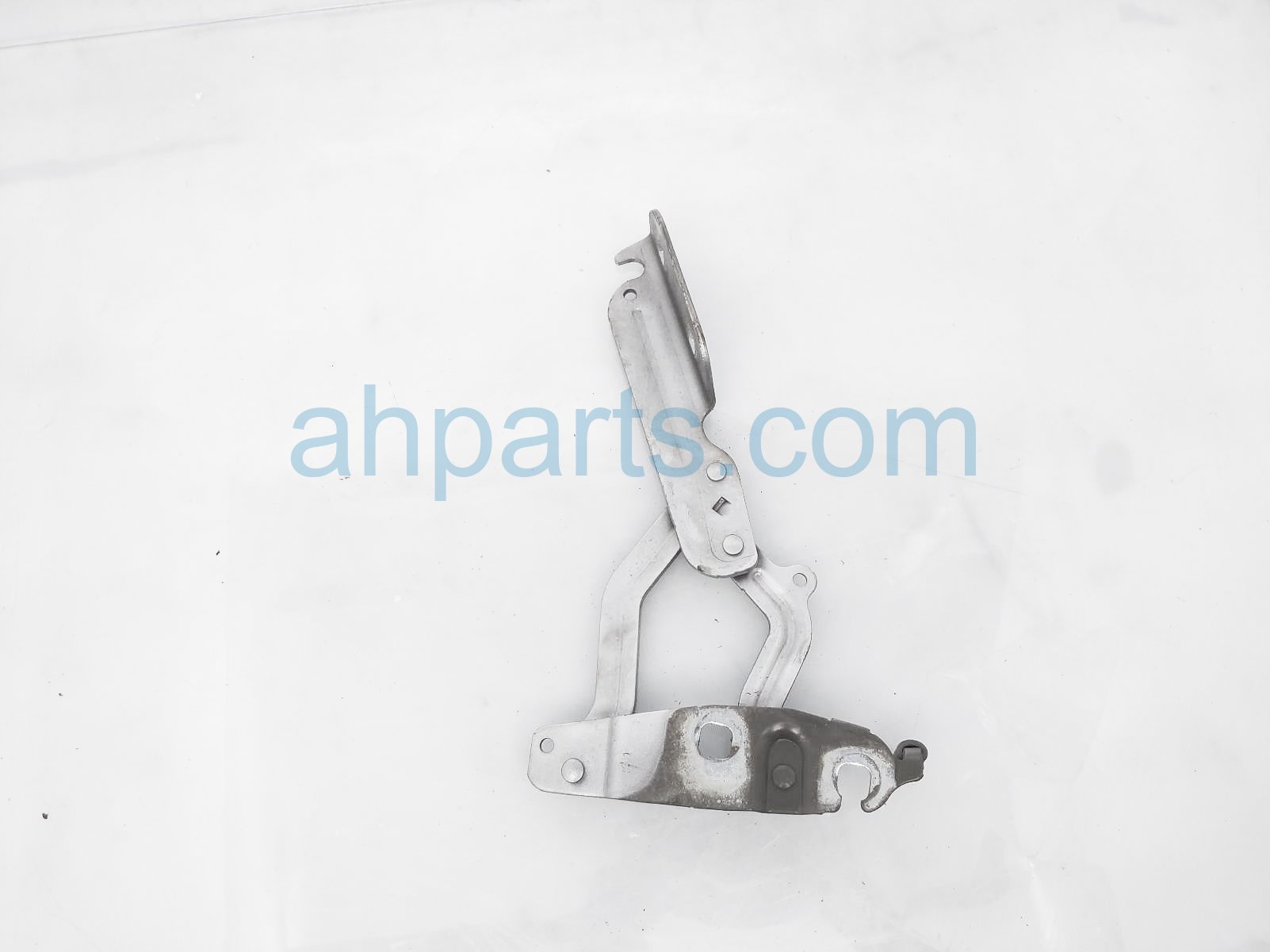 $15 Ford RH HOOD HINGE - SILVER $15 Ford RH HOOD HINGE - SILVER