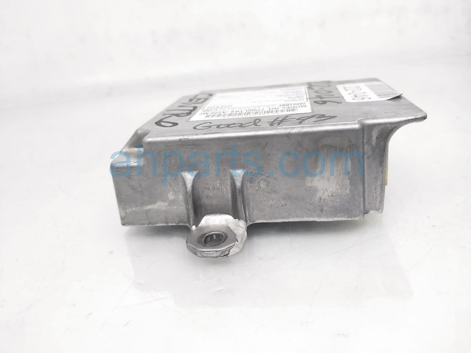 thumbnail interactive-video image 1 of OEM Toyota SRS Control Module Reset Service – Mail-In, Clear Crash Data & Airbag Light 1 of 6