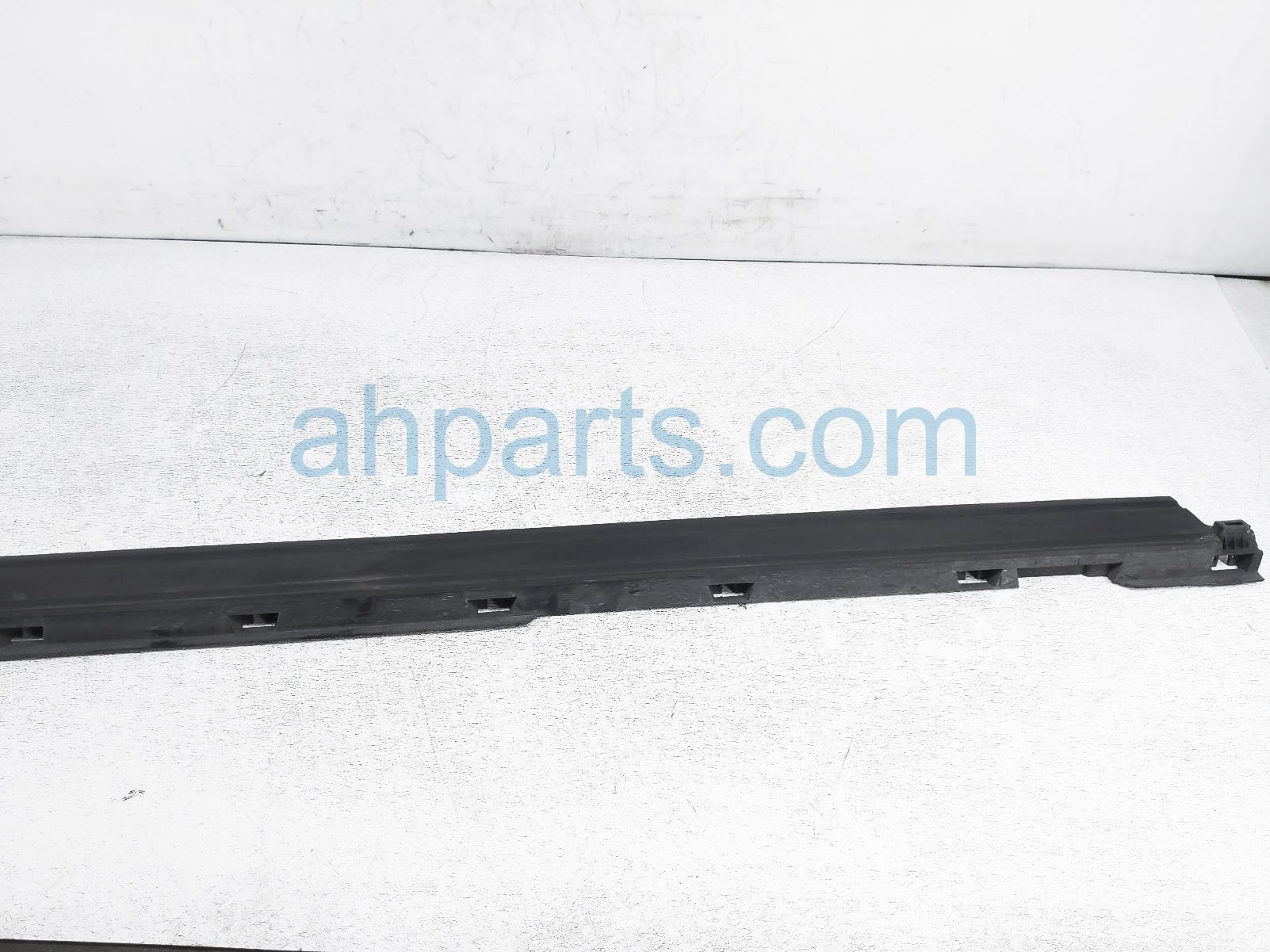 $90 Ford RH SIDE SKIRT / MOLDING - BLACK $90 Ford RH SIDE SKIRT / MOLDING - BLACK