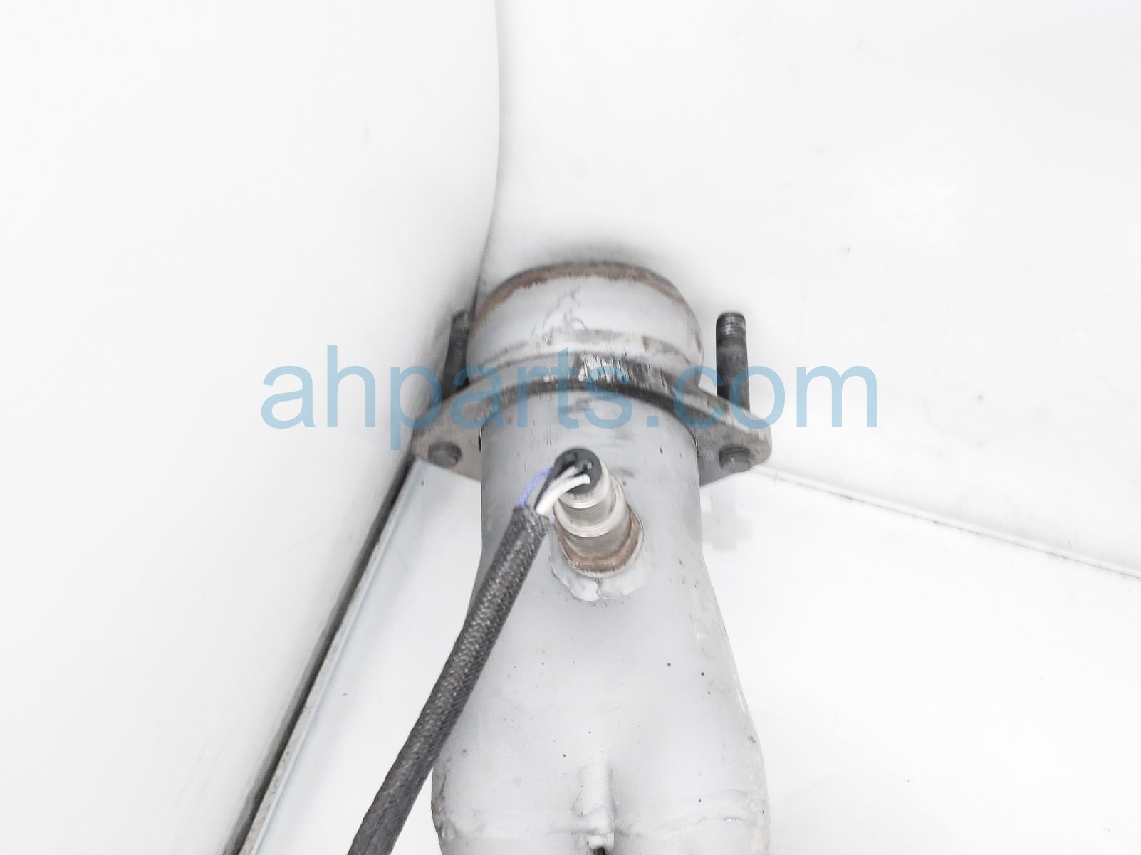 $60 Ford LH UPPER OXYGEN SENSOR - 5.0L $60 Ford LH UPPER OXYGEN SENSOR - 5.0L