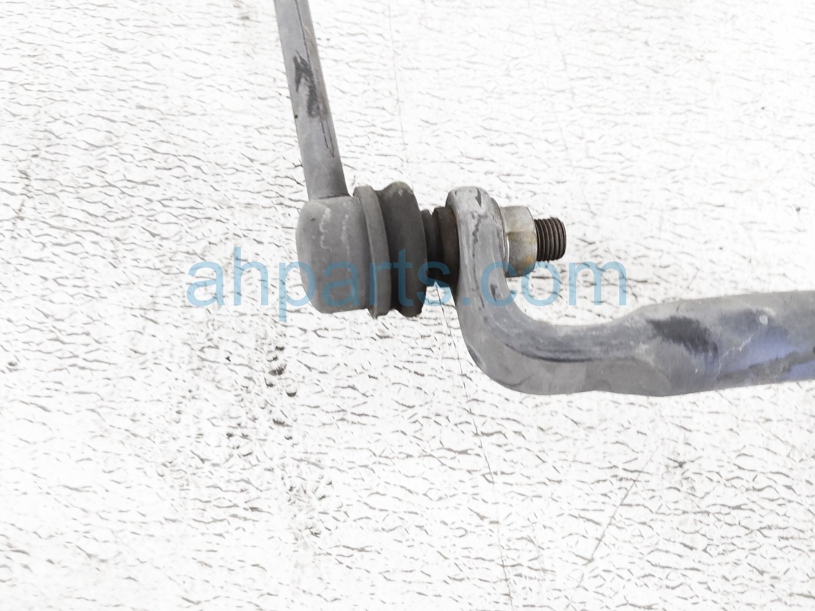 $50 Nissan FRONT STABILIZER / SWAY BAR - FWD