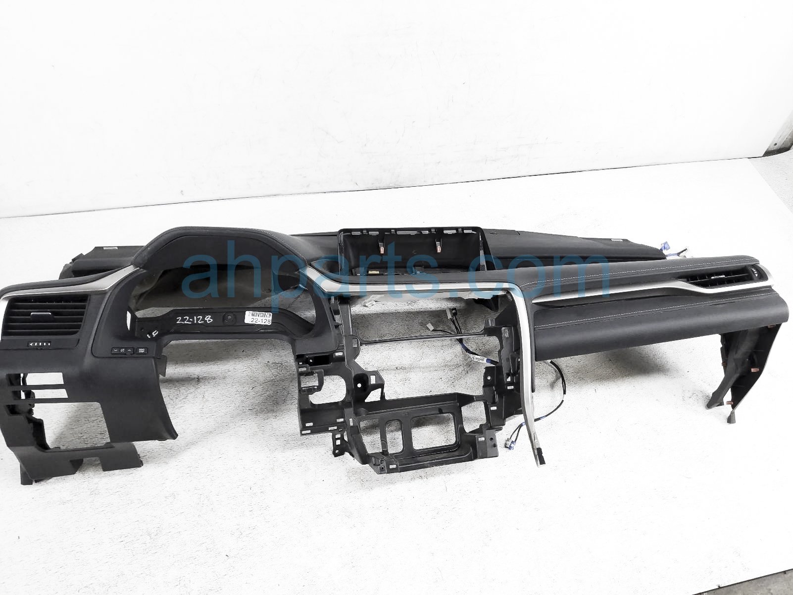 $745 Lexus DASHBOARD W/ AIRBAG $745 Lexus DASHBOARD W/ AIRBAG