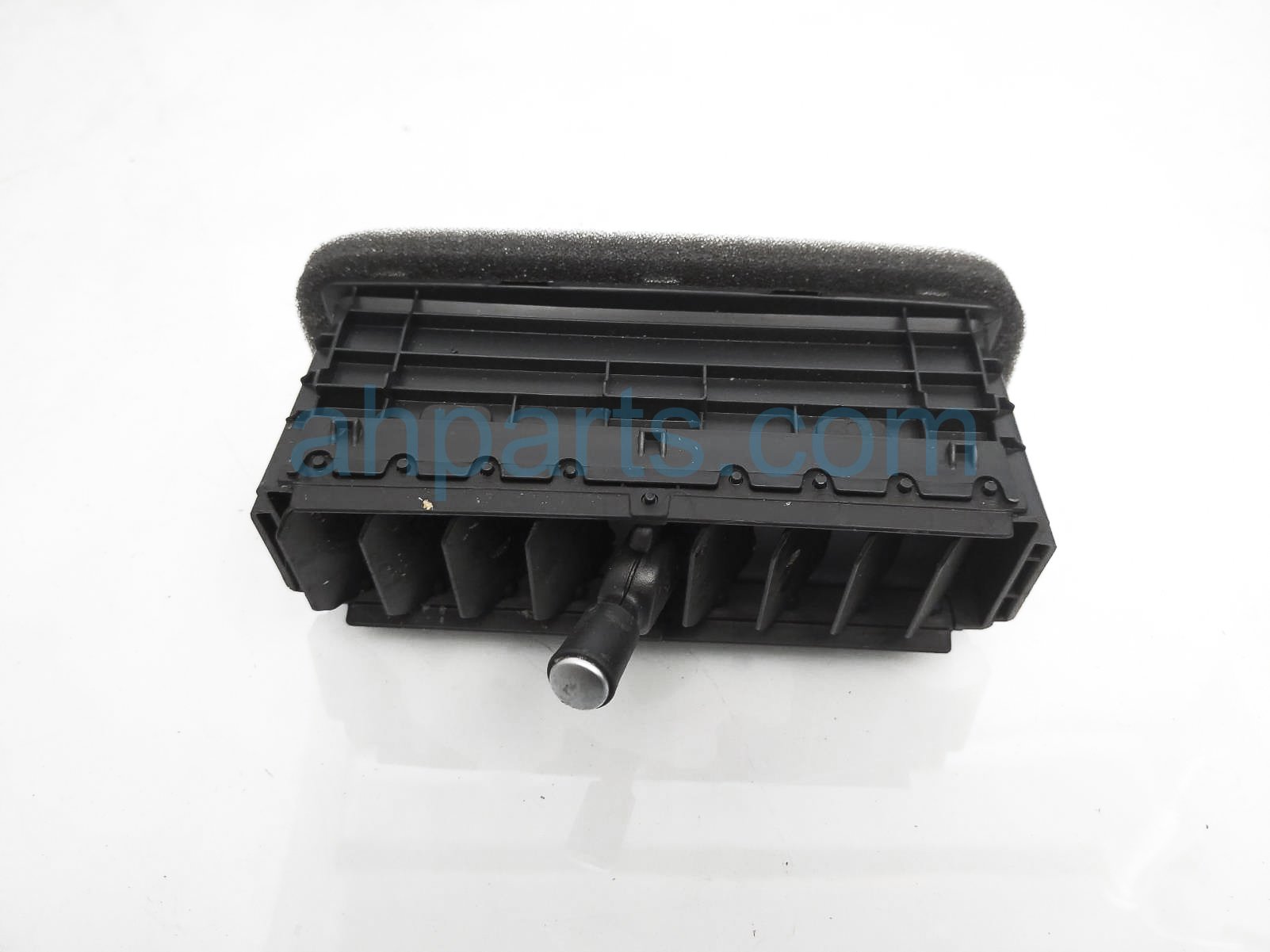 $20 Honda CENTER DASH AIR VENTS $20 Honda CENTER DASH AIR VENTS