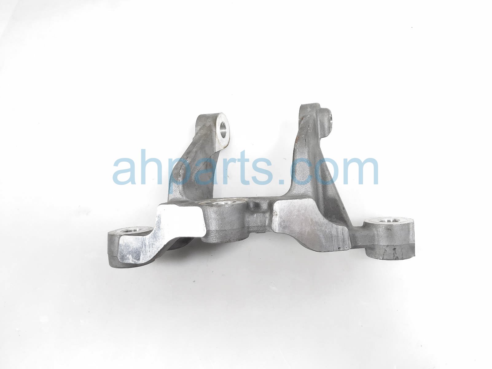 $30 Acura TORQUE ROD MOUNT BRACKET - 3.0L $30 Acura TORQUE ROD MOUNT BRACKET - 3.0L