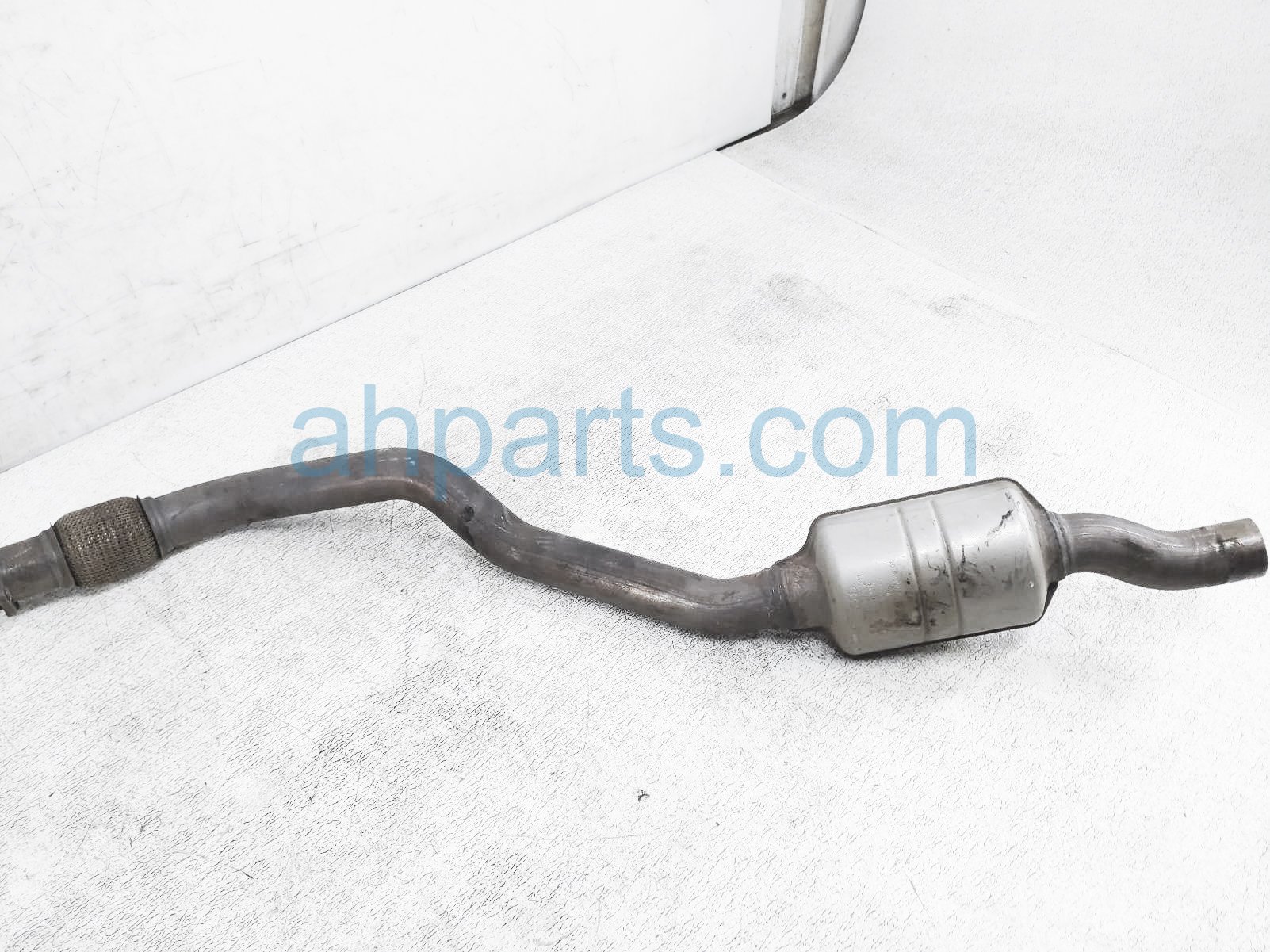 $250 Audi RH FRONT EXHAUST PIPE ASSY $250 Audi RH FRONT EXHAUST PIPE ASSY