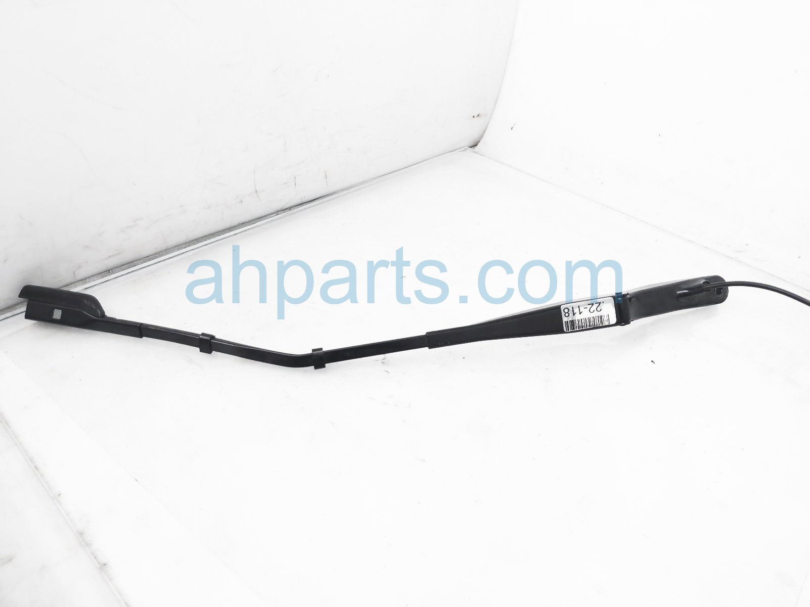 $20 Honda RH WINDSHIELD WIPER ARM $20 Honda RH WINDSHIELD WIPER ARM