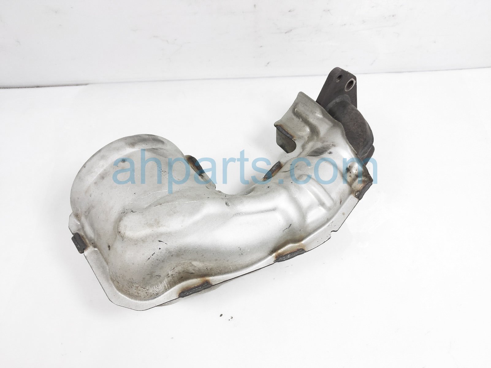 $349 Nissan EXHAUST CONVERTER - 1.6L SV $349 Nissan EXHAUST CONVERTER - 1.6L SV