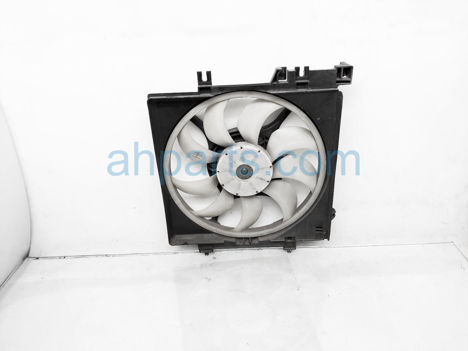 $40 Subaru RADIATOR FAN ASSEMBLY $40 Subaru RADIATOR FAN ASSEMBLY