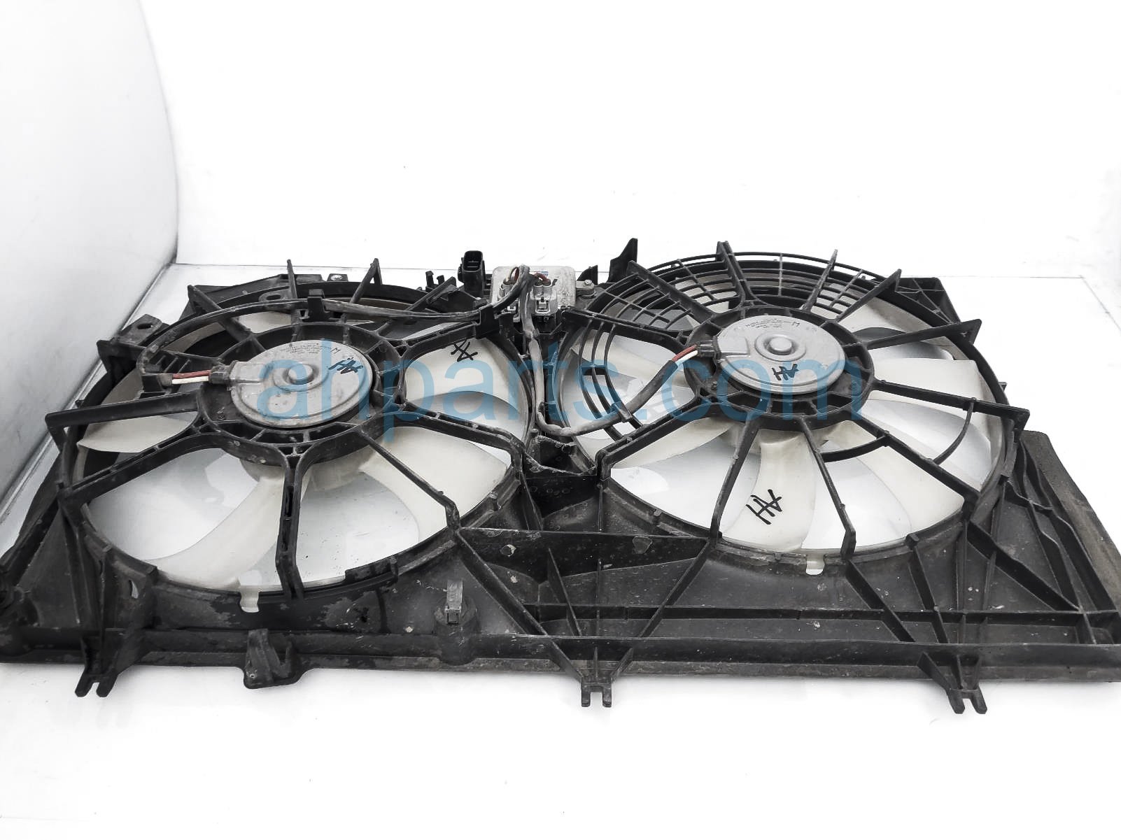 $200 Toyota RADIATOR FAN ASSEMBLY $200 Toyota RADIATOR FAN ASSEMBLY