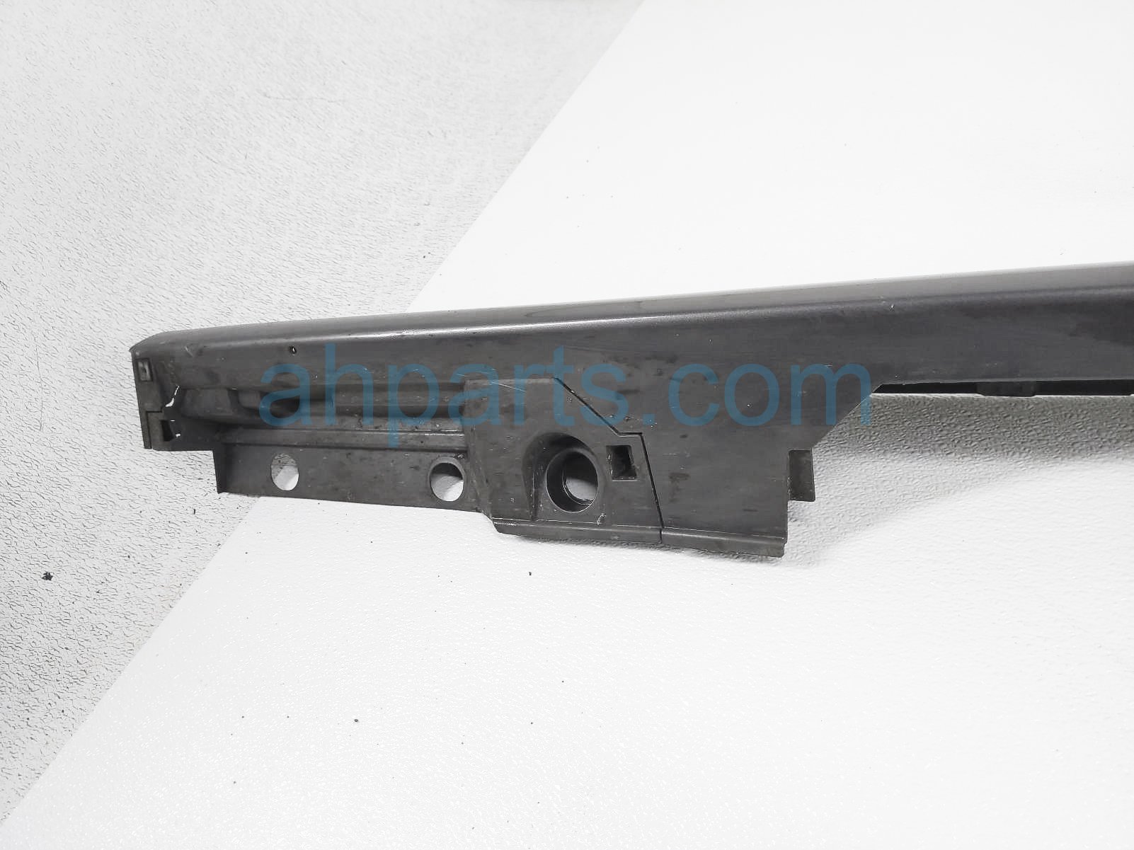 Sold 2019 Toyota Camry Rocker Trim Driver Side Skirt / Molding - Grey ...