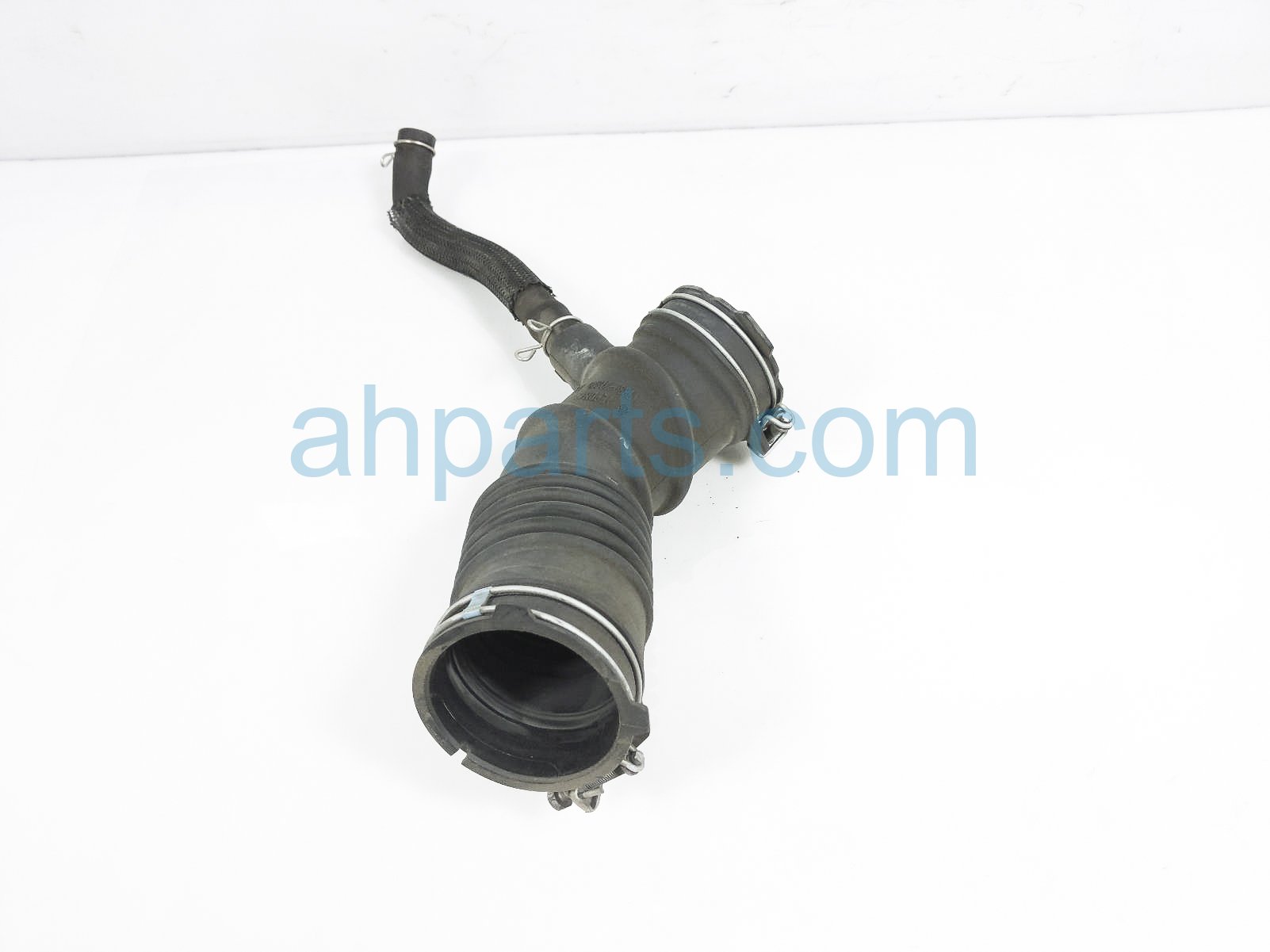 $19 Toyota AIR INTAKE INLET HOSE $19 Toyota AIR INTAKE INLET HOSE