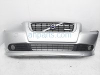 $350 Volvo FRONT BUMPER COVER - SILVER - NOTES $350 Volvo FRONT BUMPER COVER - SILVER - NOTES