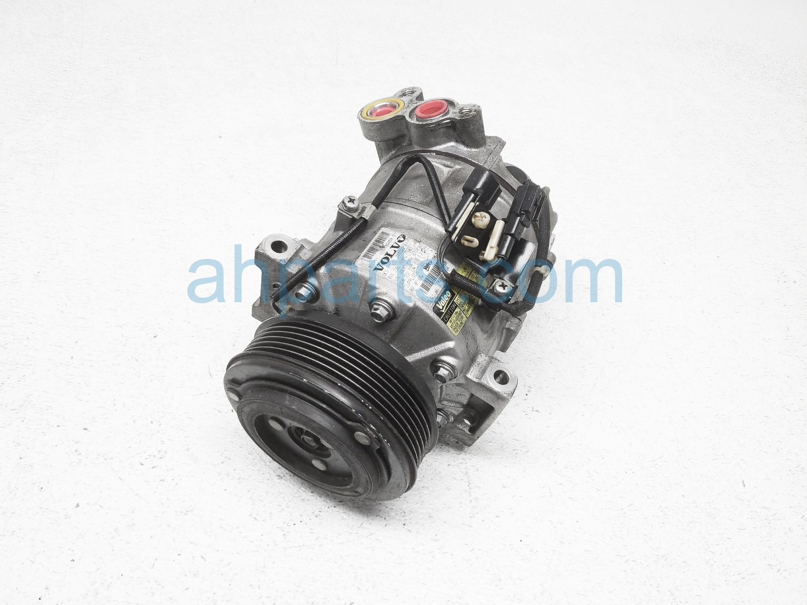 Sold 2010 Volvo Xc70 Air + Clutch Ac Pump / Compressor 30780458 Replacement Sold 2010 Volvo Xc70 Air + Clutch Ac Pump / Compressor 30780458 Replacement thumbnail