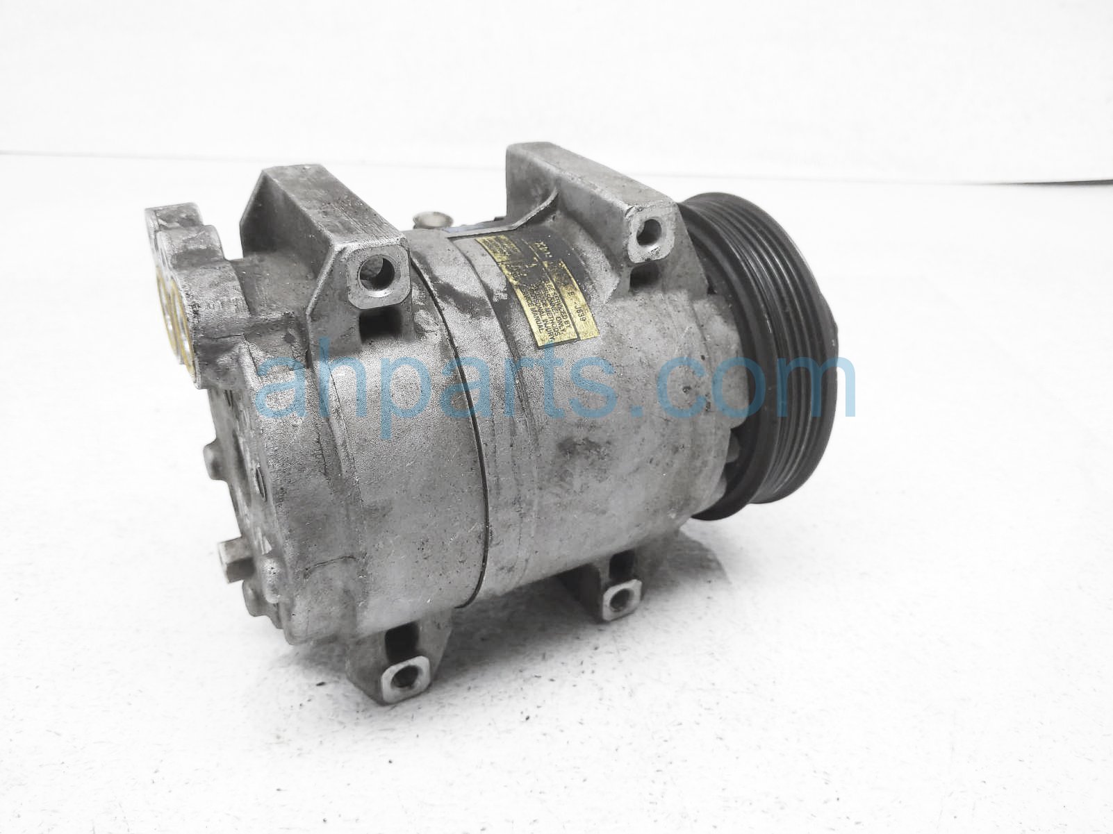 $45 Volvo AC PUMP / COMPRESSOR $45 Volvo AC PUMP / COMPRESSOR