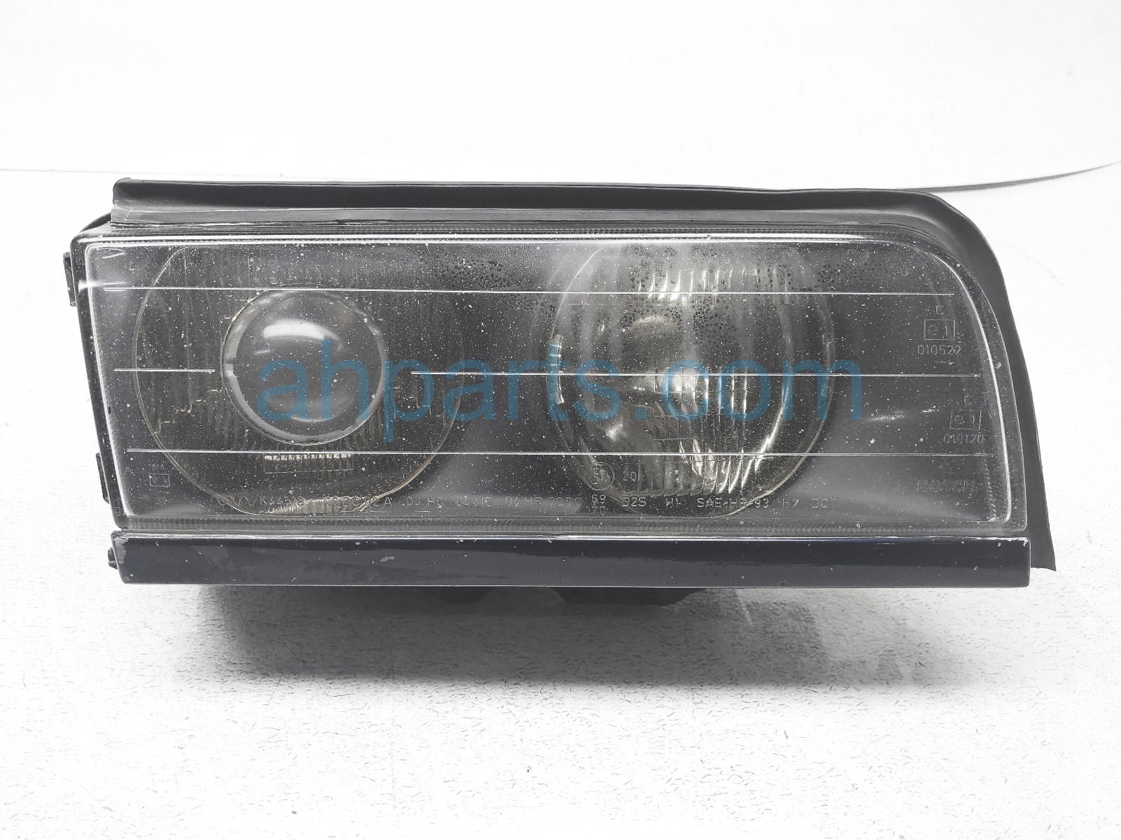 $65 BMW RH HEAD LAMP / LIGHT - NOTES $65 BMW RH HEAD LAMP / LIGHT - NOTES