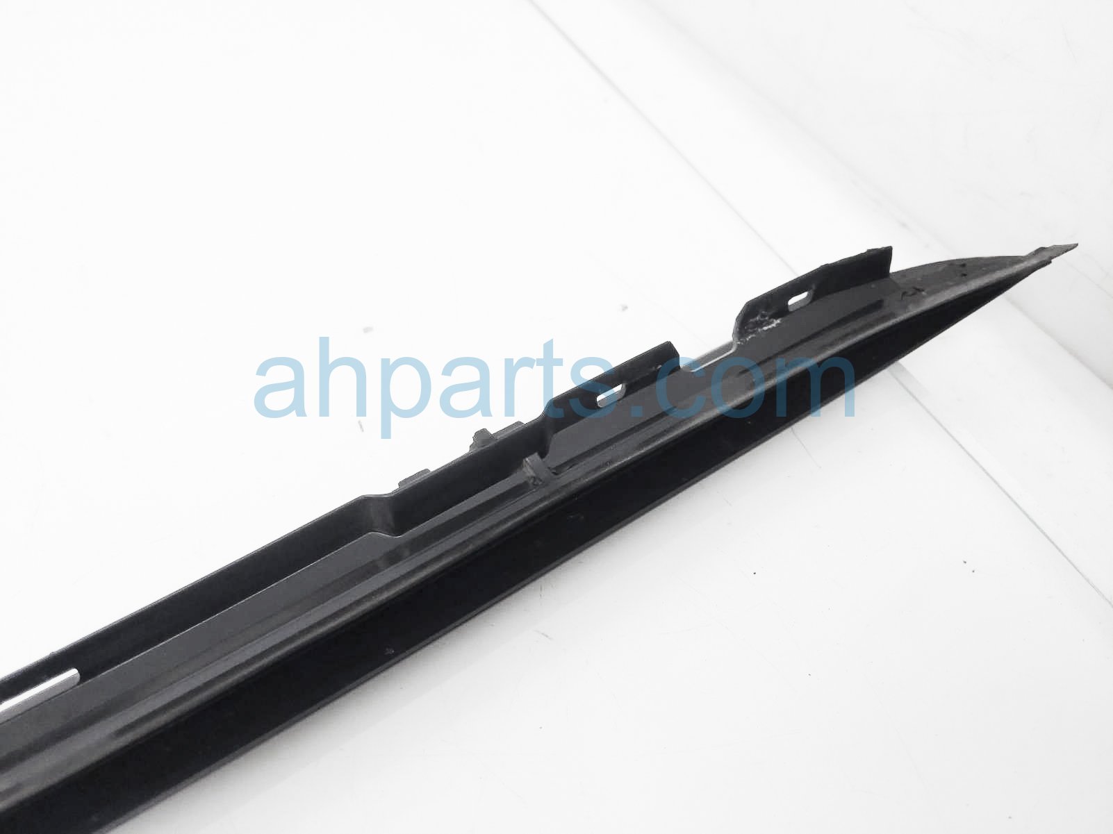 Sold 2017 Lexus Rx350 Driver Windshield Trim Molding - Black 75536-0E030,