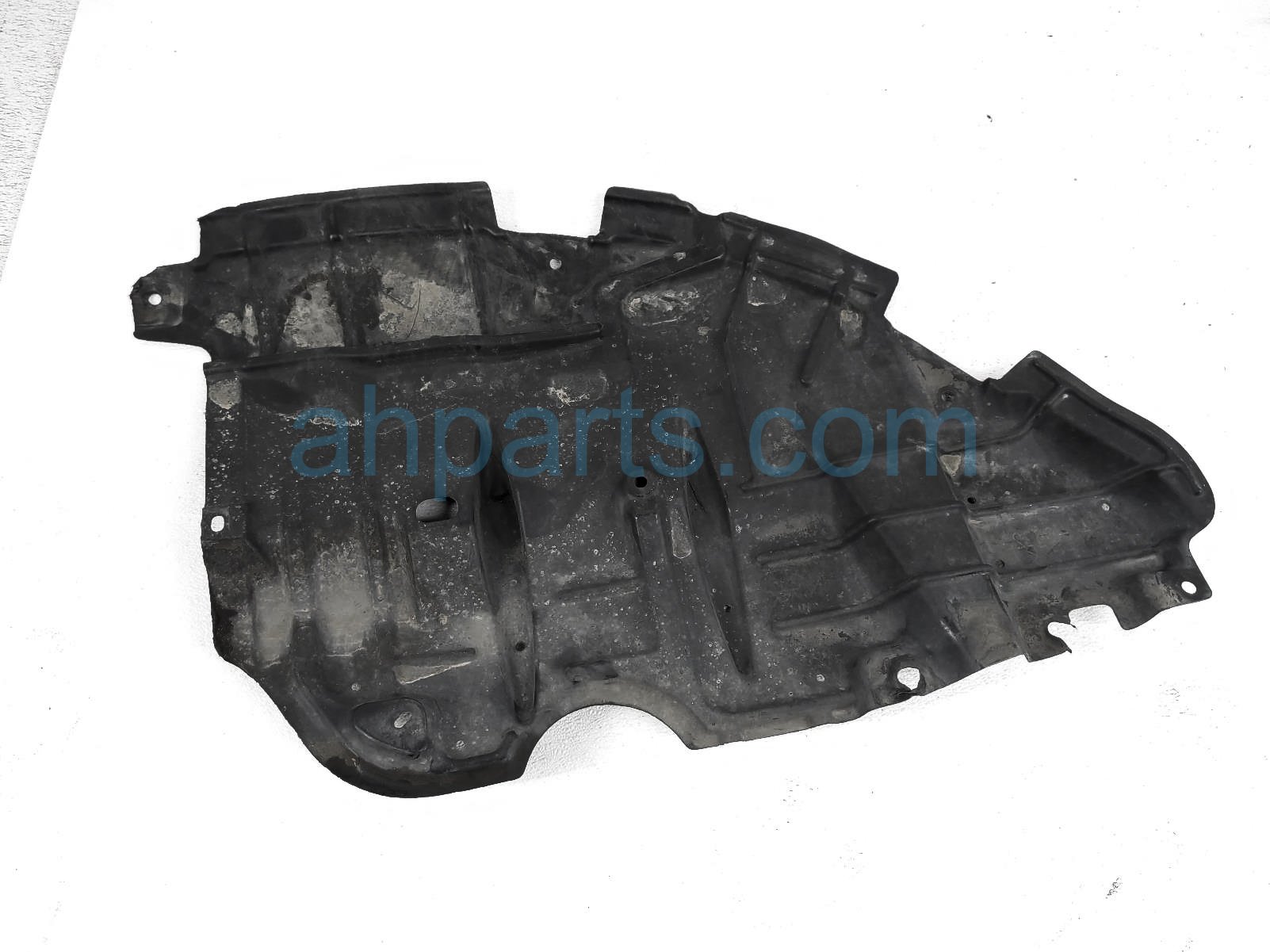 $40 Toyota RH UNDER ENGINE COVER SPLASH SHIELD $40 Toyota RH UNDER ENGINE COVER SPLASH SHIELD
