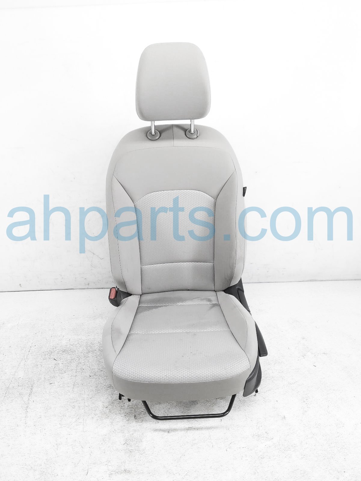 $199 Kia FR/LH SEAT - GREY - W/ AIRBAG $199 Kia FR/LH SEAT - GREY - W/ AIRBAG