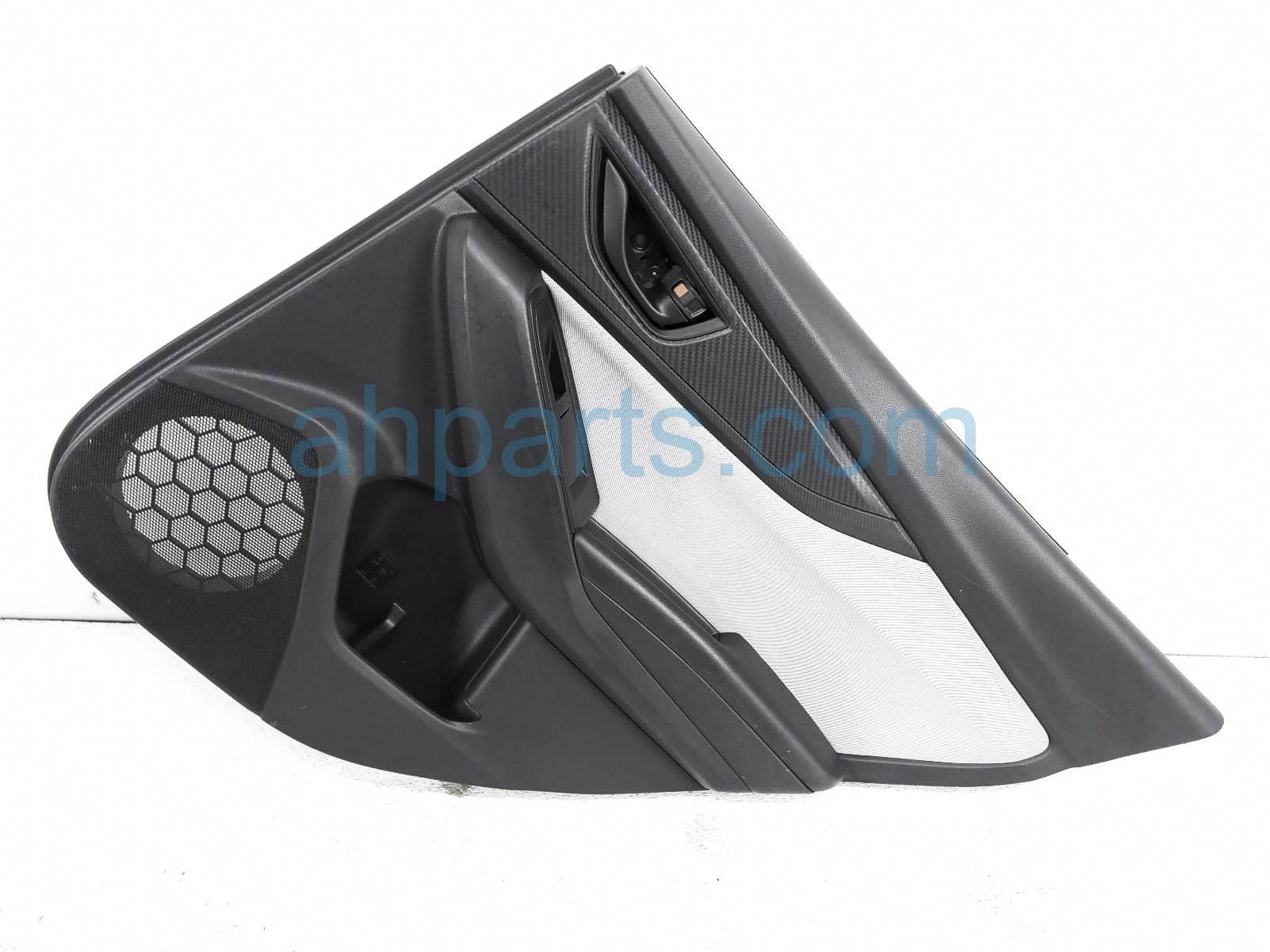 $120 Subaru RR/RH INTERIOR DOOR PANEL - GREY $120 Subaru RR/RH INTERIOR DOOR PANEL - GREY