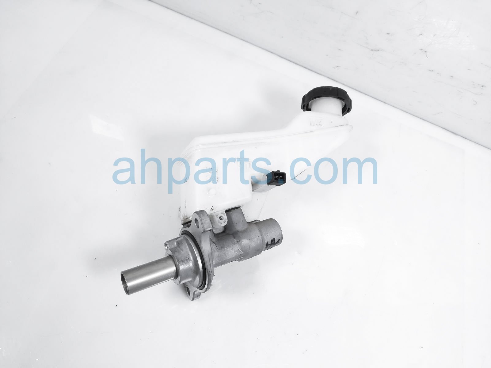 $49 Kia BRAKE MASTER CYLINDER $49 Kia BRAKE MASTER CYLINDER