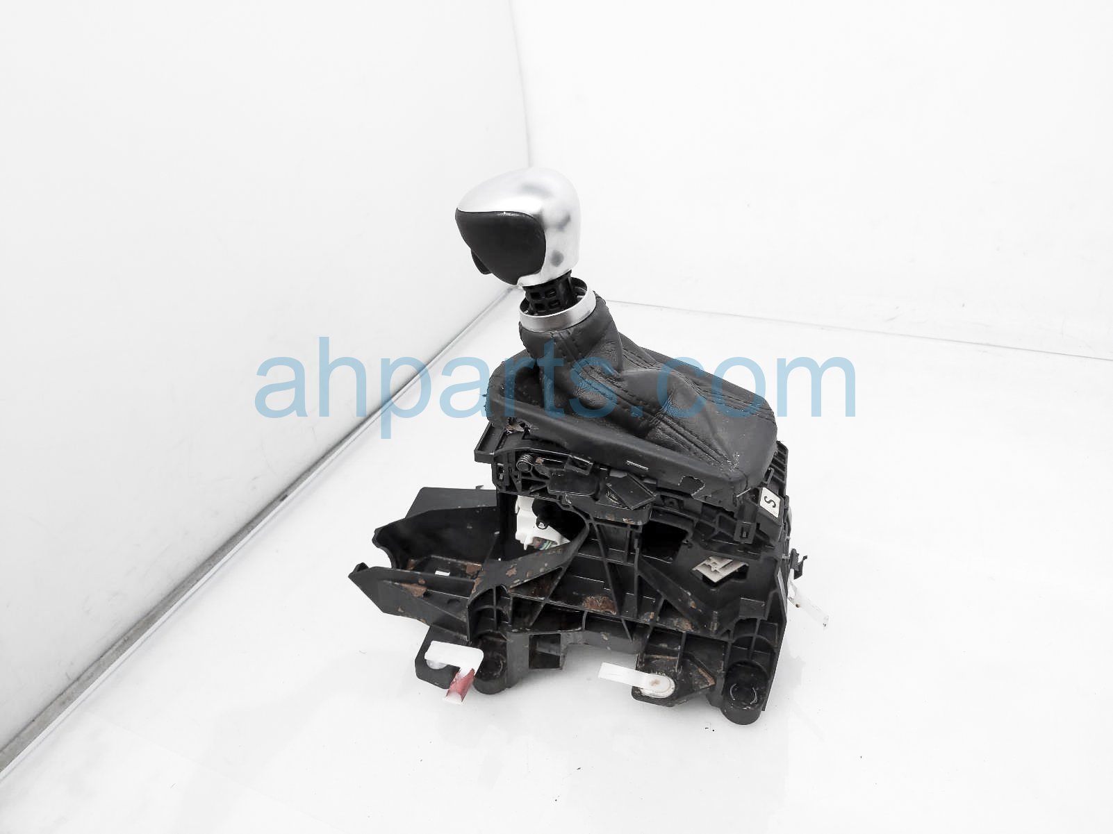 $75 Toyota SHIFTER SELECT LEVER ASSY $75 Toyota SHIFTER SELECT LEVER ASSY