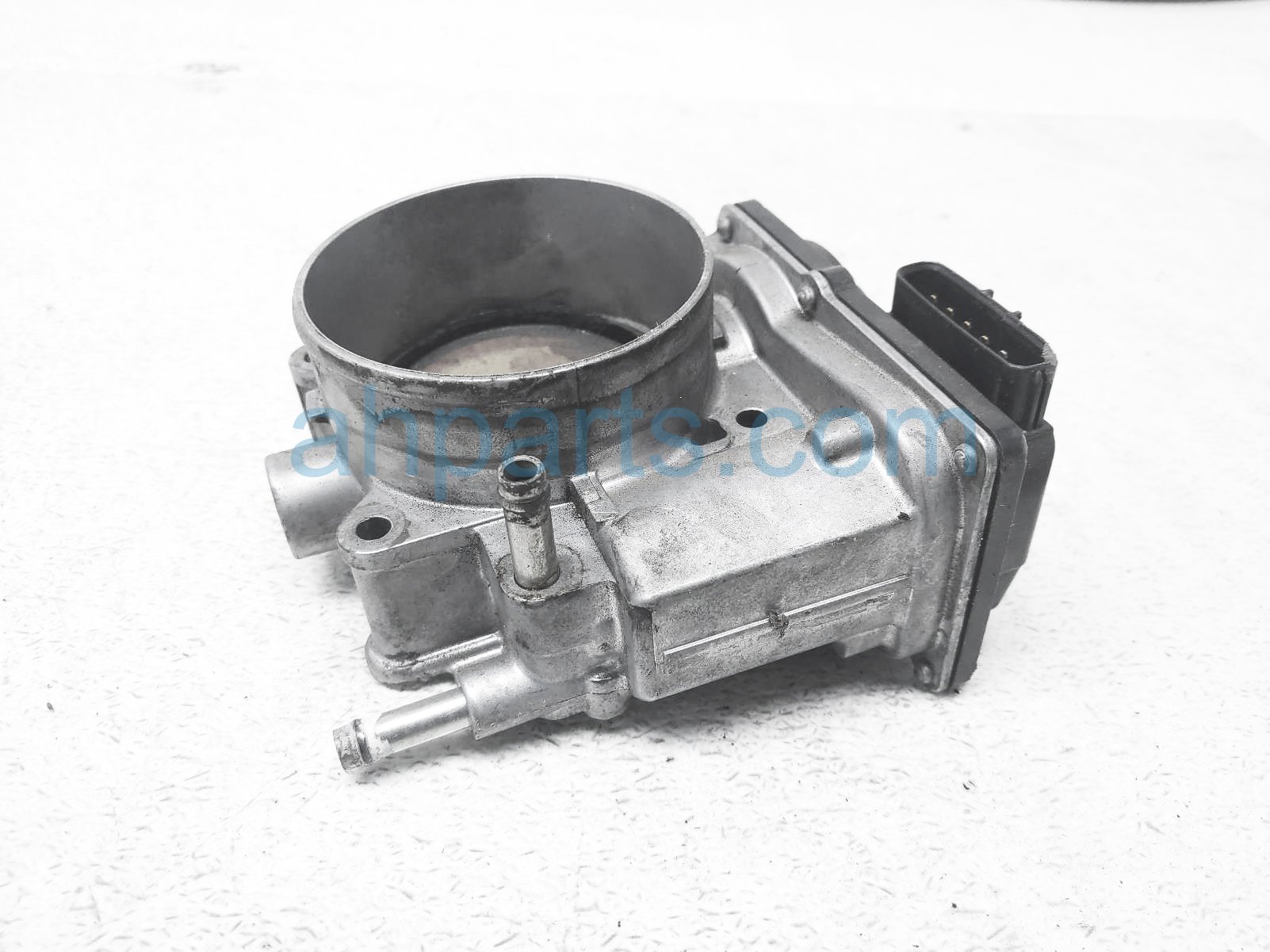 2005 Volvo Xc90 Throttle Body 30622273