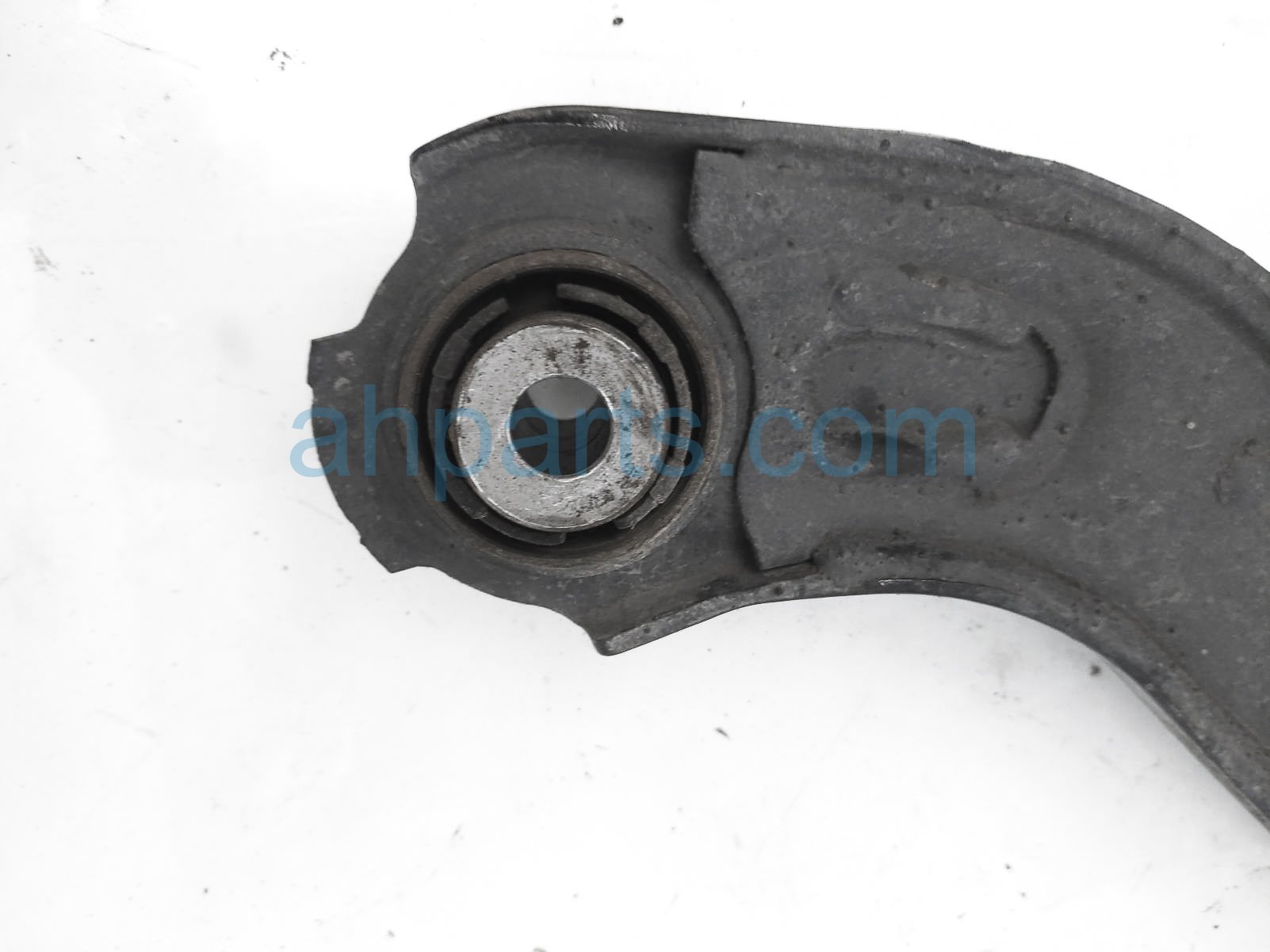 Sold 2020 Honda CR-V Rear Passenger Upper Control Arm - Awd 52510-TLA-A01