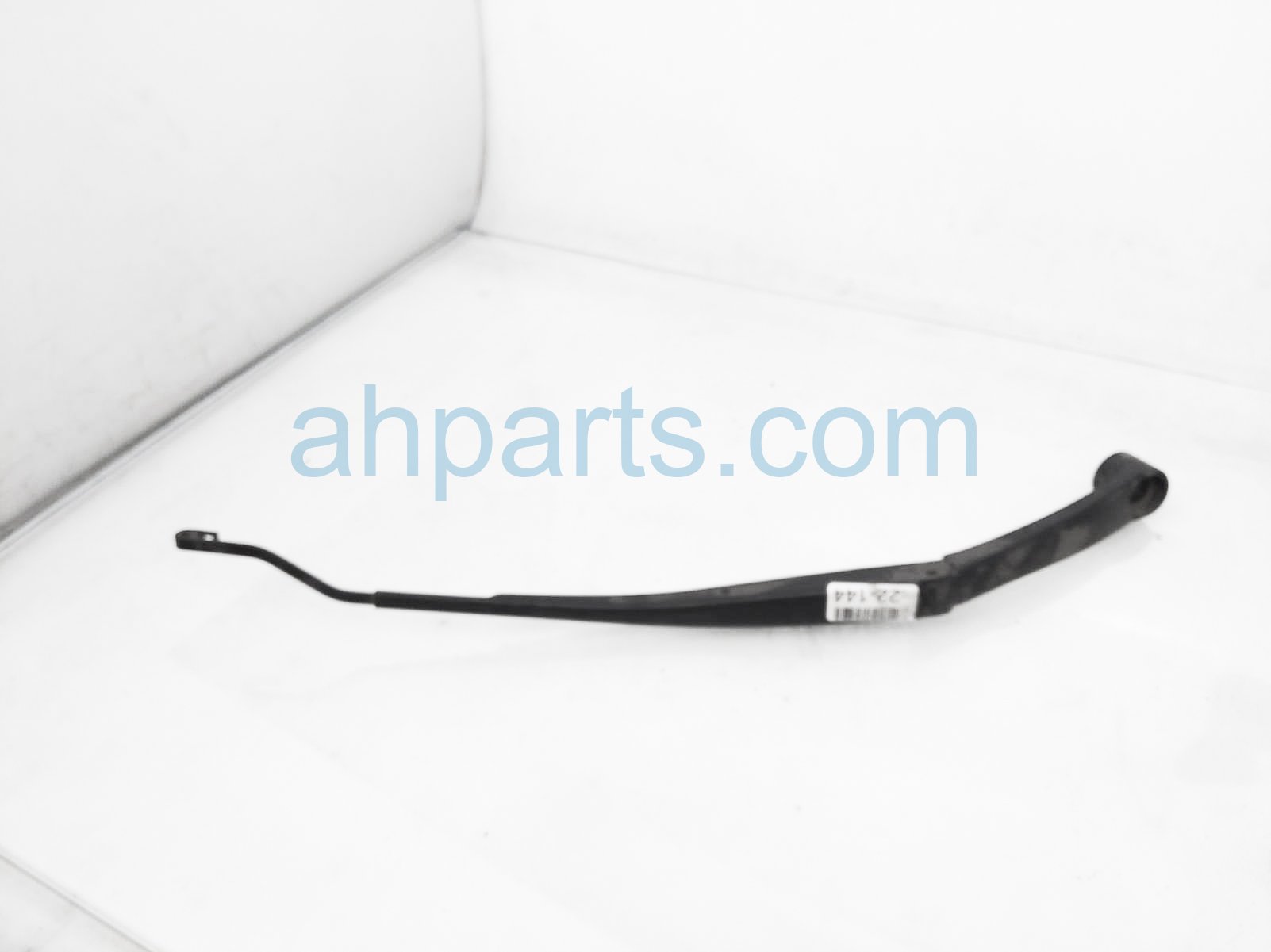 $19 Kia RH WINDSHIELD WIPER ARM $19 Kia RH WINDSHIELD WIPER ARM