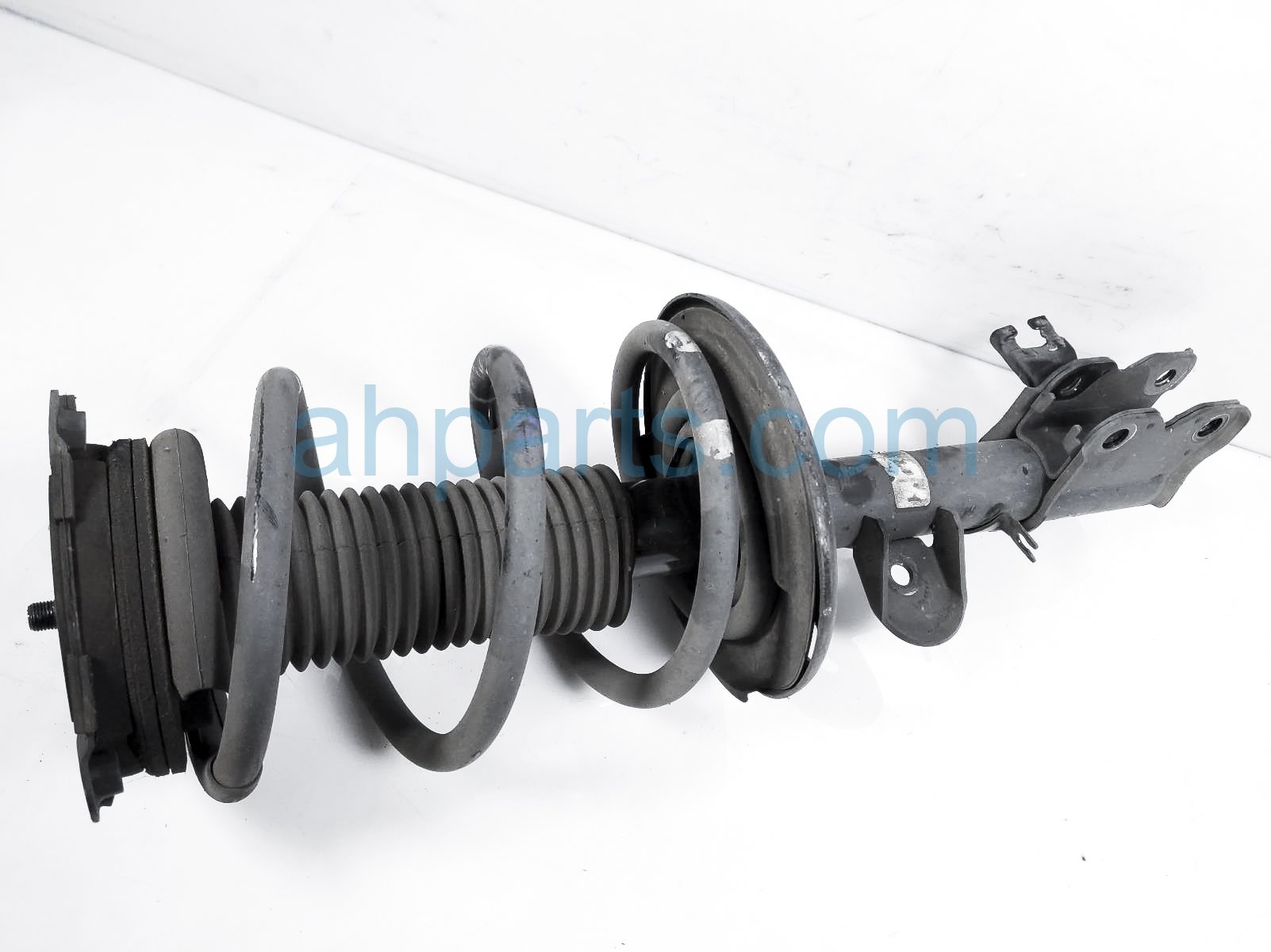 $75 Infiniti FR/RH STRUT + SPRING $75 Infiniti FR/RH STRUT + SPRING
