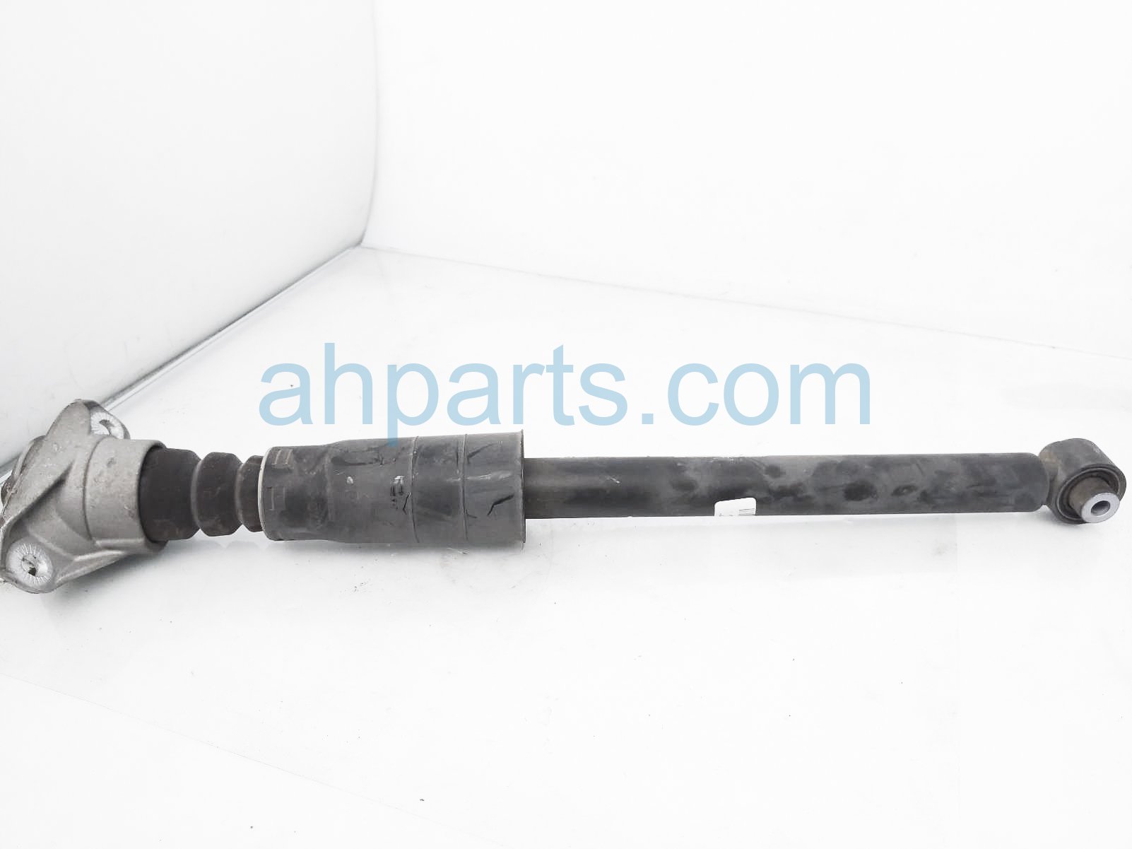 $40 Audi RR/LH SHOCK ABSORBER $40 Audi RR/LH SHOCK ABSORBER