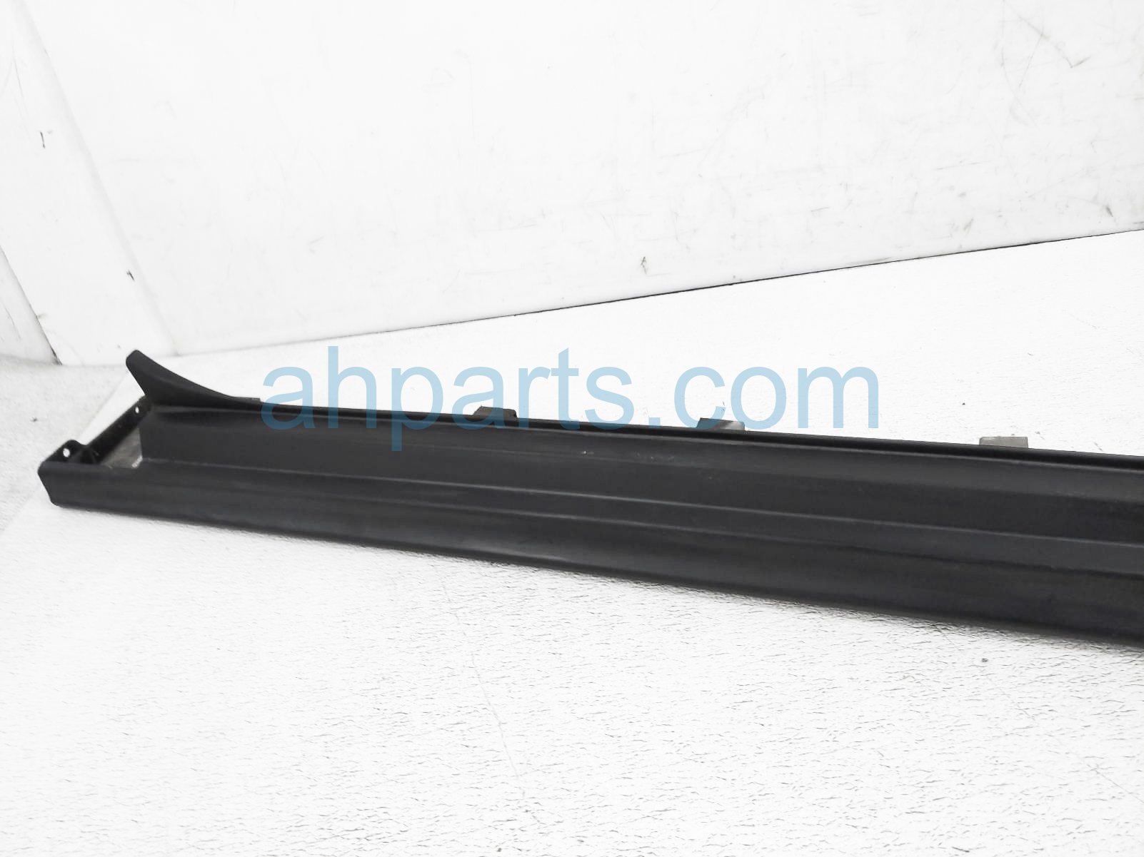 Sold 2019 Honda Odyssey Rocker Trim Driver Side Skirt / Molding - Flat ...