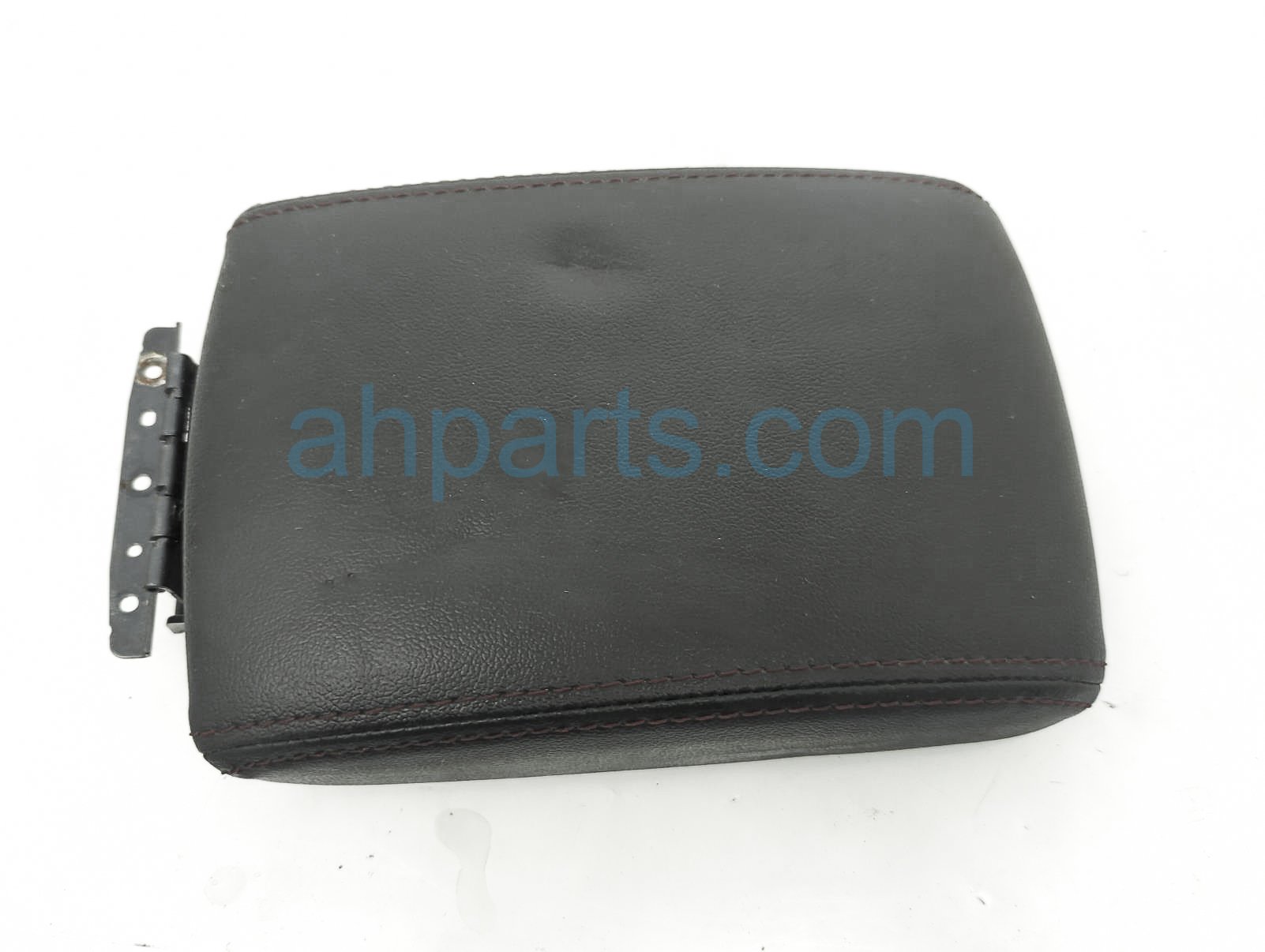 $75 Subaru CENTER CONSOLE LID - BLACK $75 Subaru CENTER CONSOLE LID - BLACK