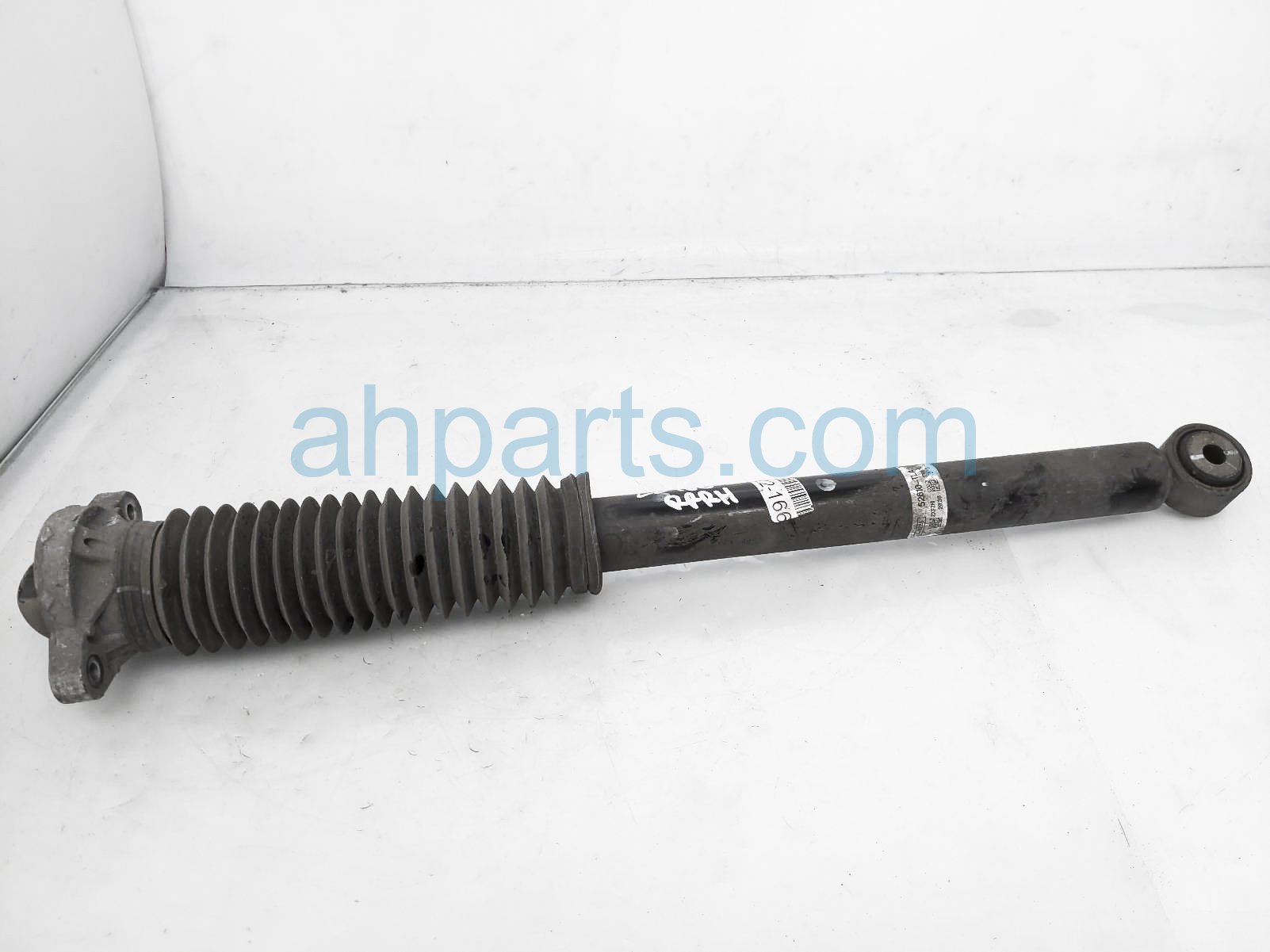$75 Honda RR/RH SHOCK ABSORBER - AWD $75 Honda RR/RH SHOCK ABSORBER - AWD