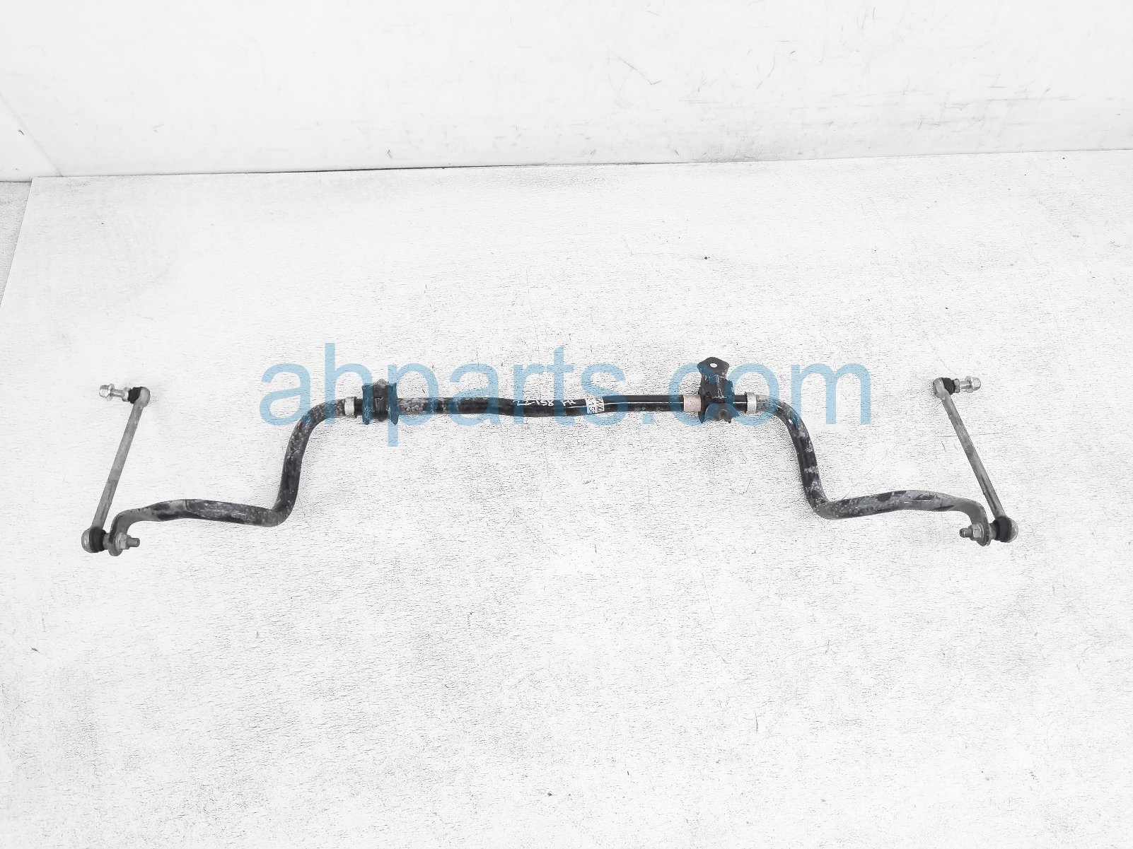 $65 Nissan FRONT STABILIZER / SWAY BAR