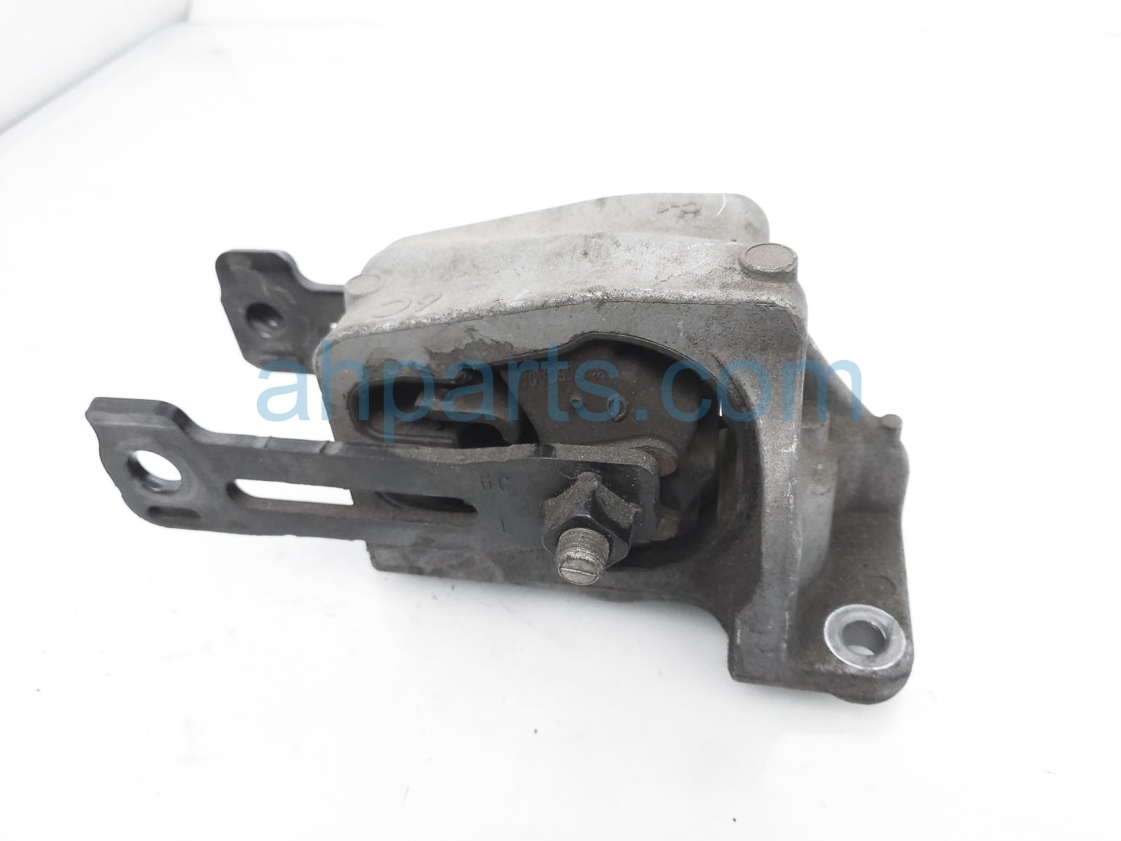 $29 Nissan REAR ENGINE MOUNT - 2.5L S FWD AT $29 Nissan REAR ENGINE MOUNT - 2.5L S FWD AT
