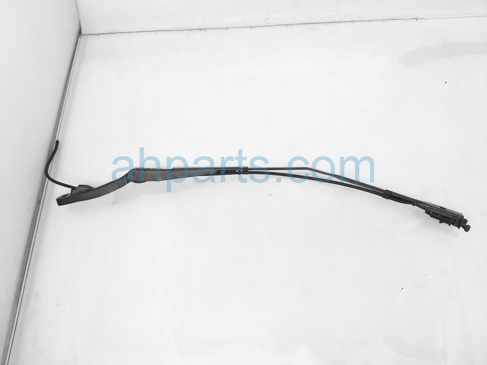 $20 Honda RH WINDSHIELD WIPER ARM $20 Honda RH WINDSHIELD WIPER ARM
