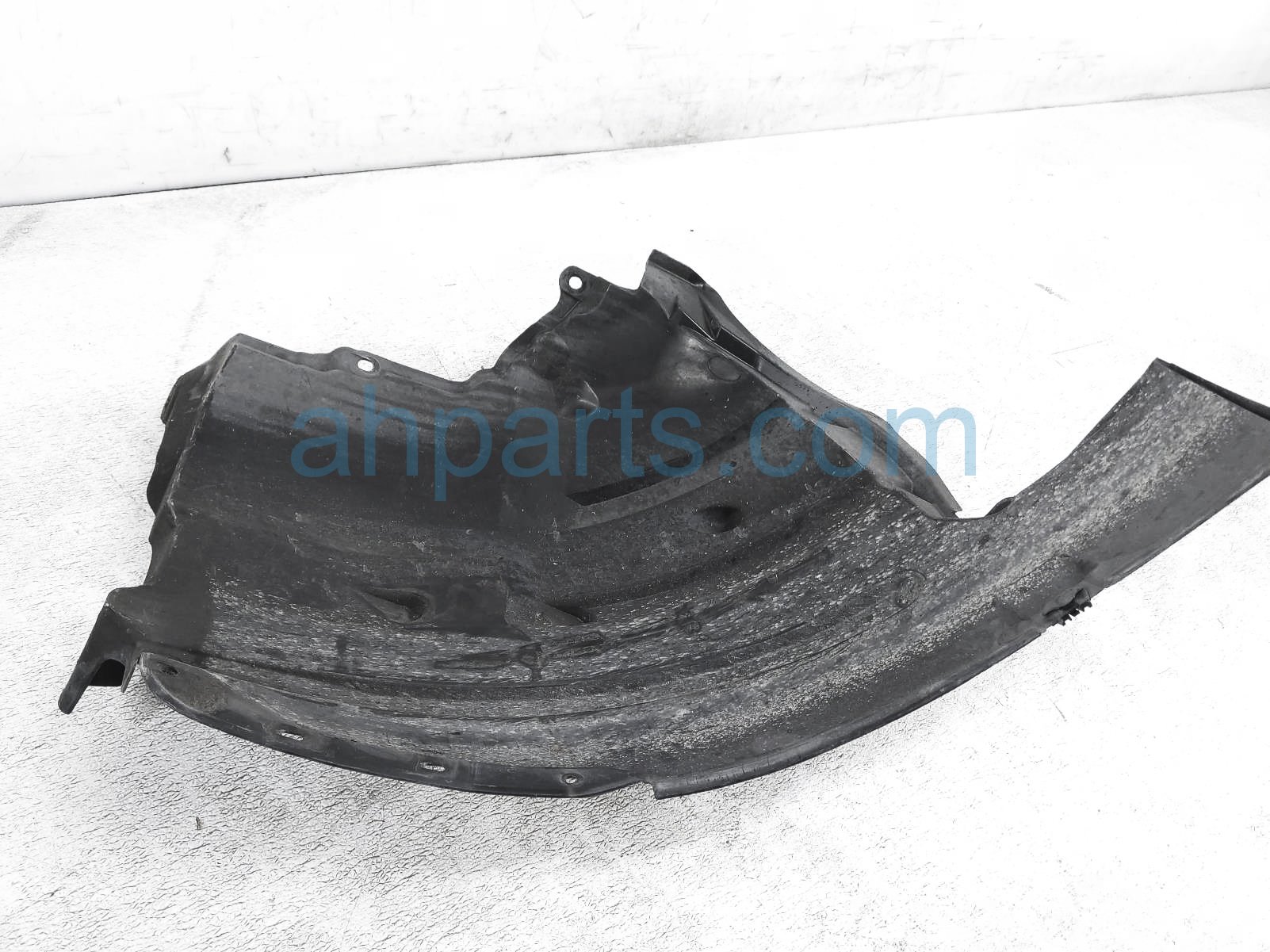 $35 Infiniti FR/LH REAR HALF FENDER LINER $35 Infiniti FR/LH REAR HALF FENDER LINER