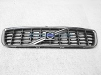 $50 Volvo FRONT GRILLE - CHROME
