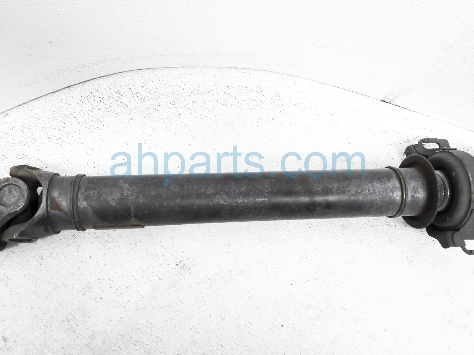 VW Passat 3BG W8 4-Motion Rear Drive Shaft - Audi/VW OEM 3B0501203, Technically Perfect