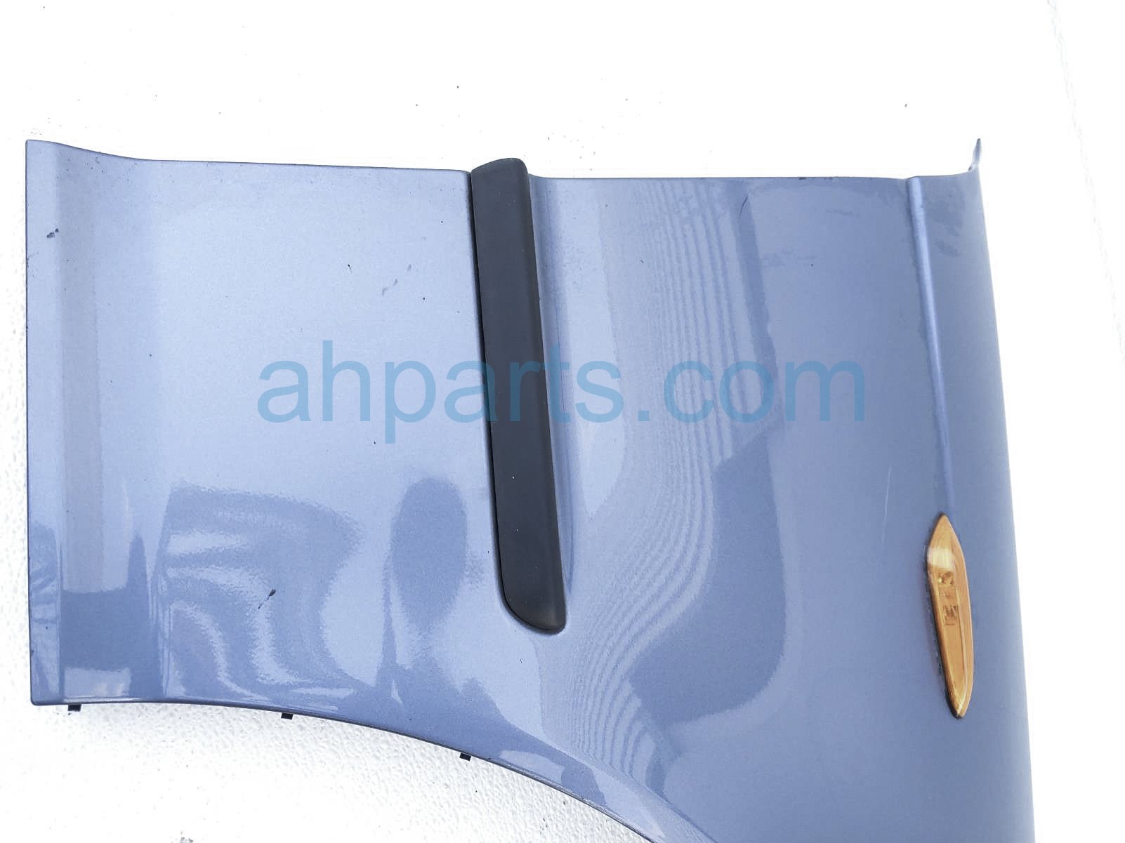 2003 BMW 325i Front Passenger Fender Blue 41357042324,