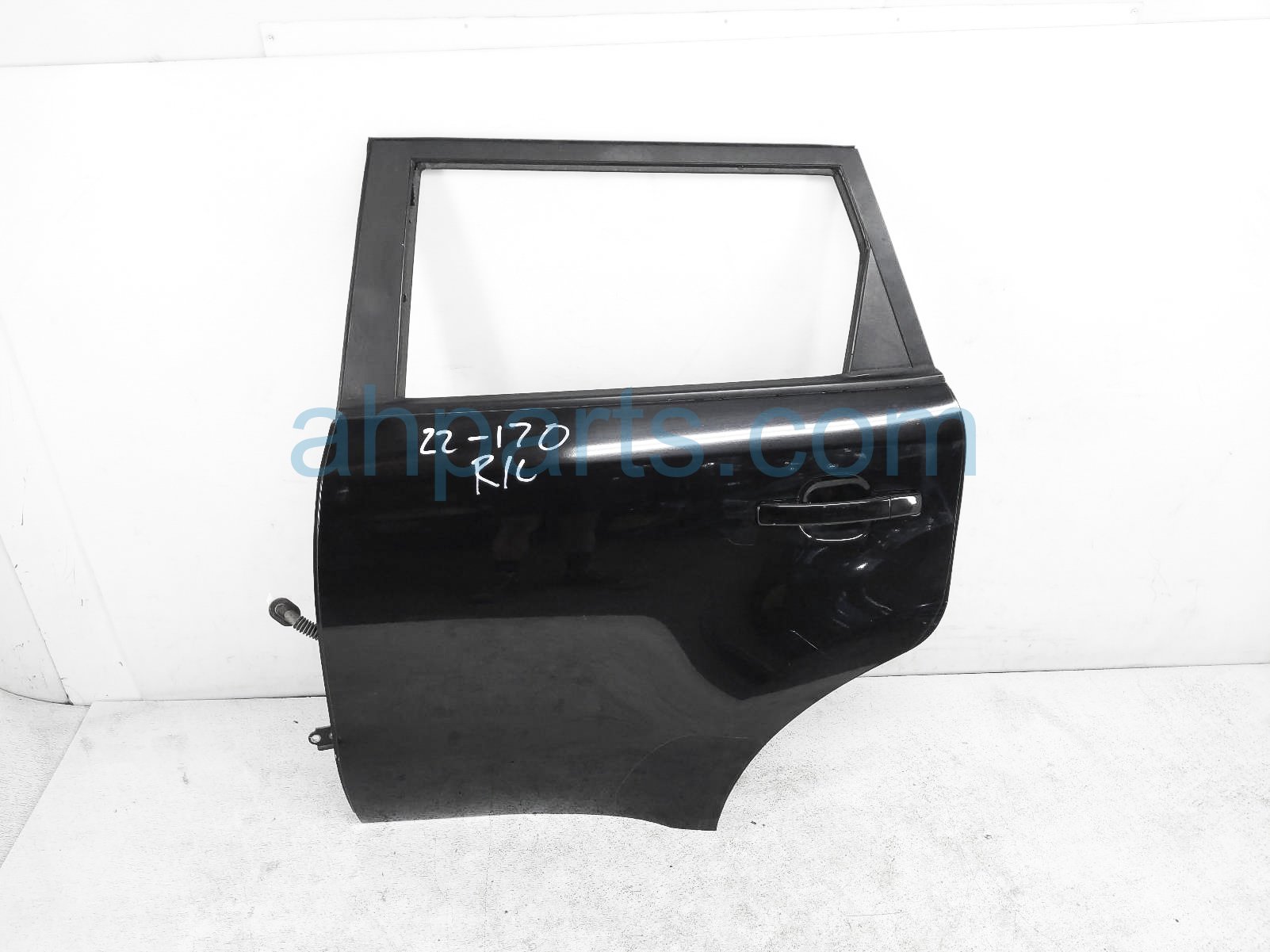 $199 Kia RR/LH DOOR - BLACK - NO INSIDE TRIM $199 Kia RR/LH DOOR - BLACK - NO INSIDE TRIM