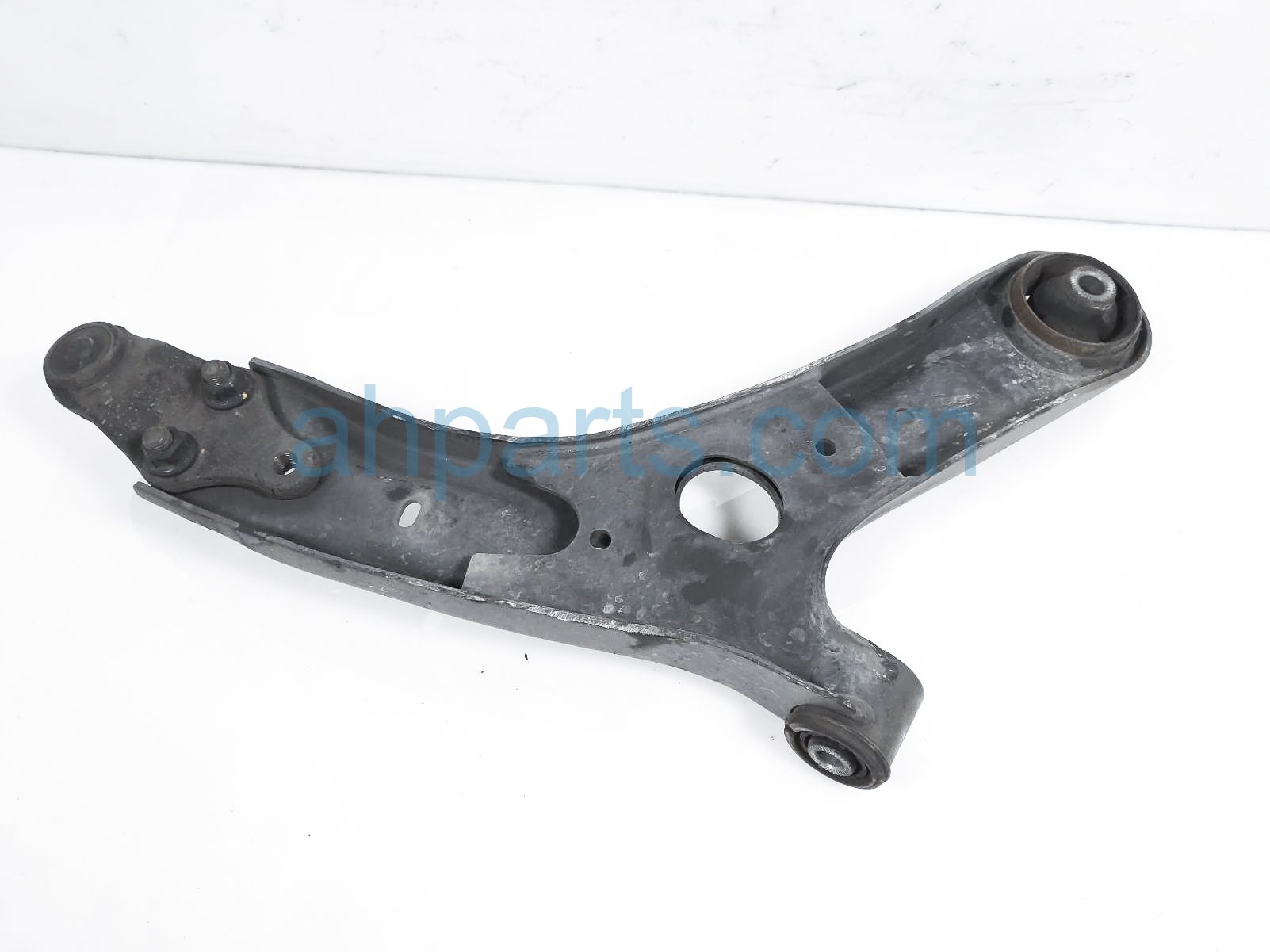 $65 Kia FR/LH LOWER CONTROL ARM $65 Kia FR/LH LOWER CONTROL ARM