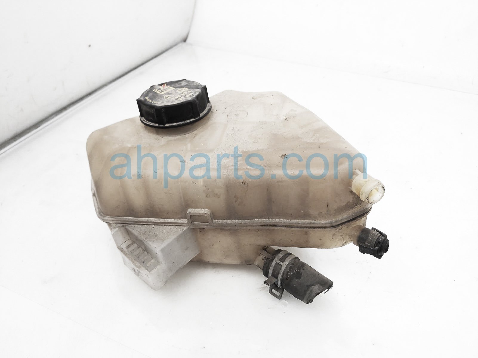 $40 Ford COOLANT OVERFLOW RESERVOIR TANK $40 Ford COOLANT OVERFLOW RESERVOIR TANK