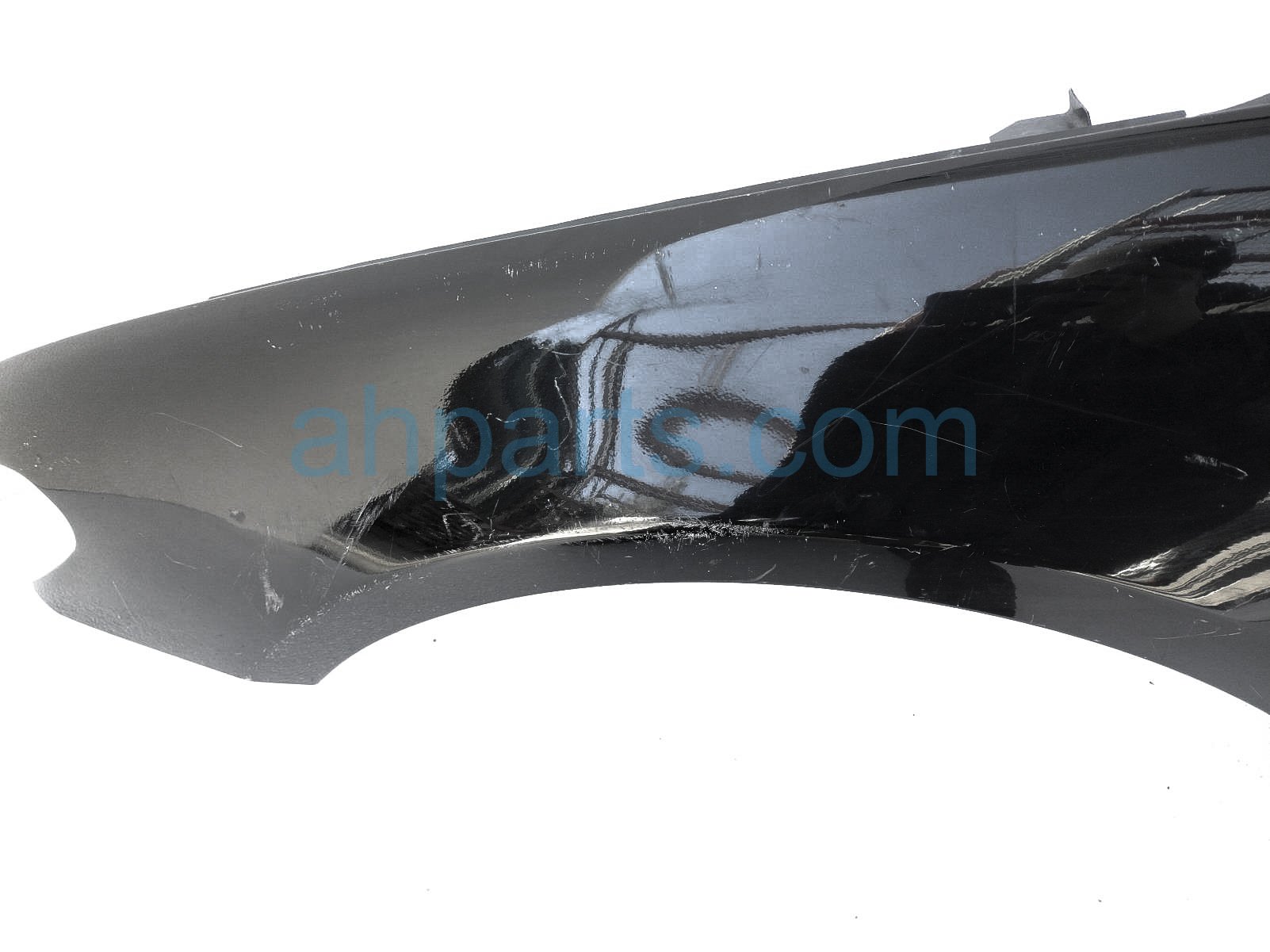 $75 BMW LH FENDER - BLACK - NIQ $75 BMW LH FENDER - BLACK - NIQ