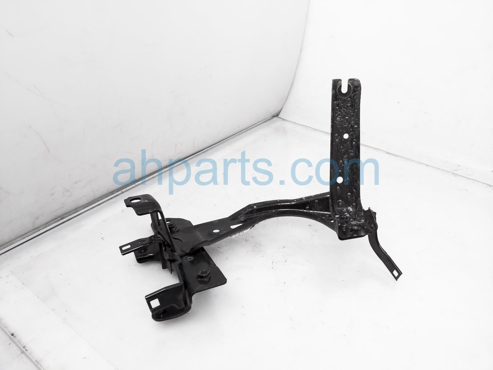 $20 Honda BATTERY BASE STAY BRACKET - 1.5L $20 Honda BATTERY BASE STAY BRACKET - 1.5L